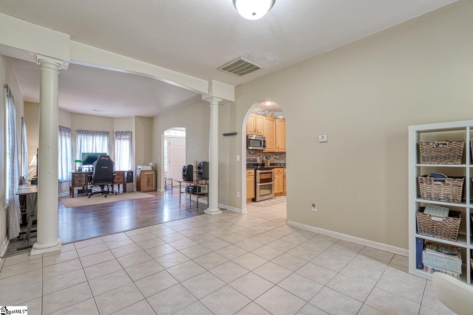 316 Crestview Lane Spartanburg, SC 29301