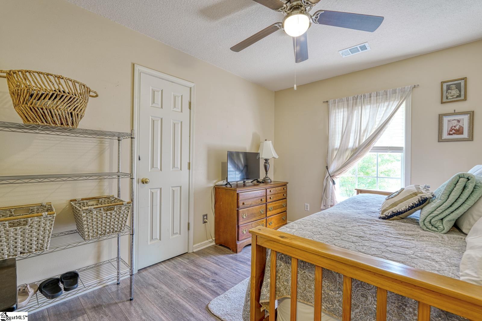 316 Crestview Lane Spartanburg, SC 29301