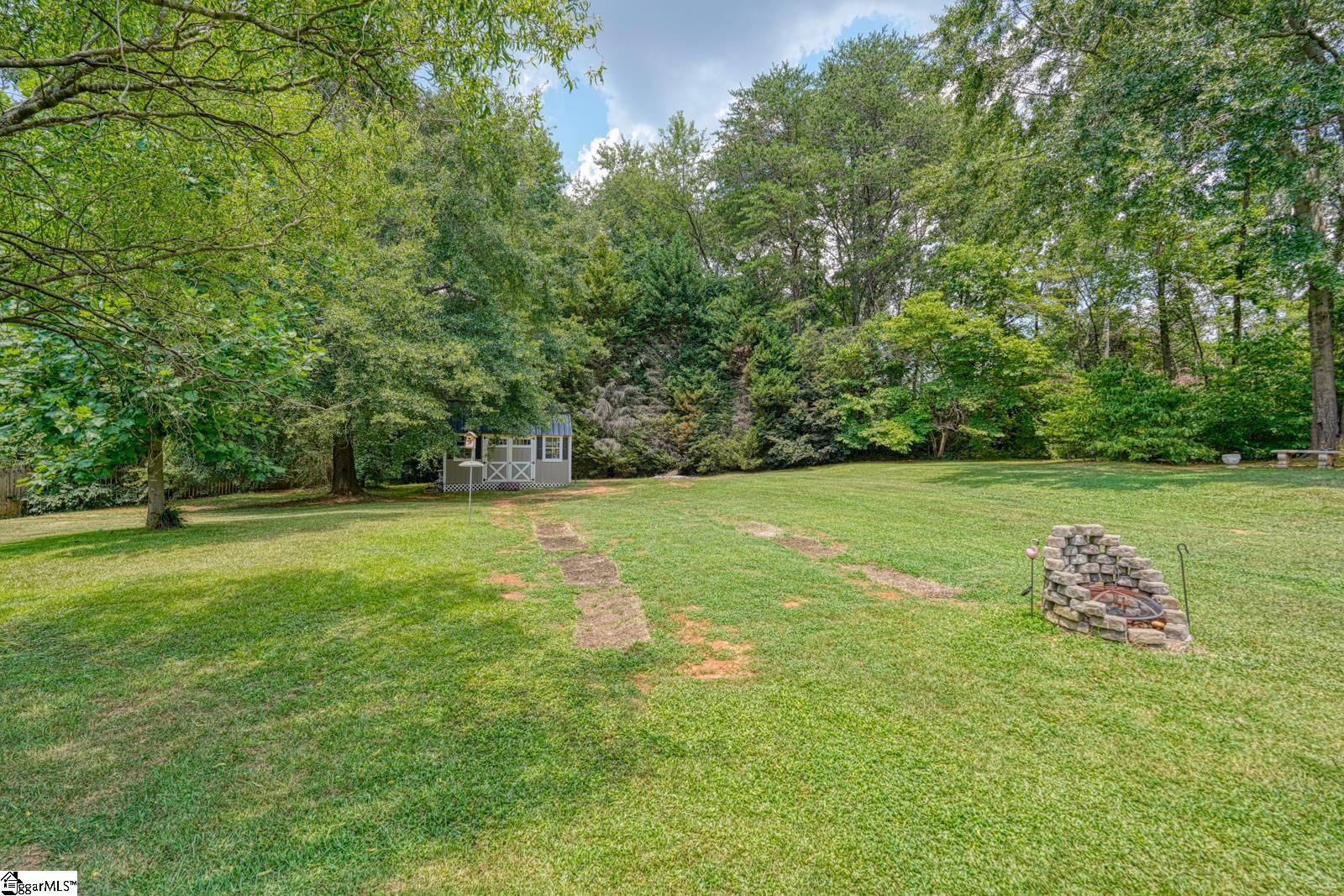 316 Crestview Lane Spartanburg, SC 29301
