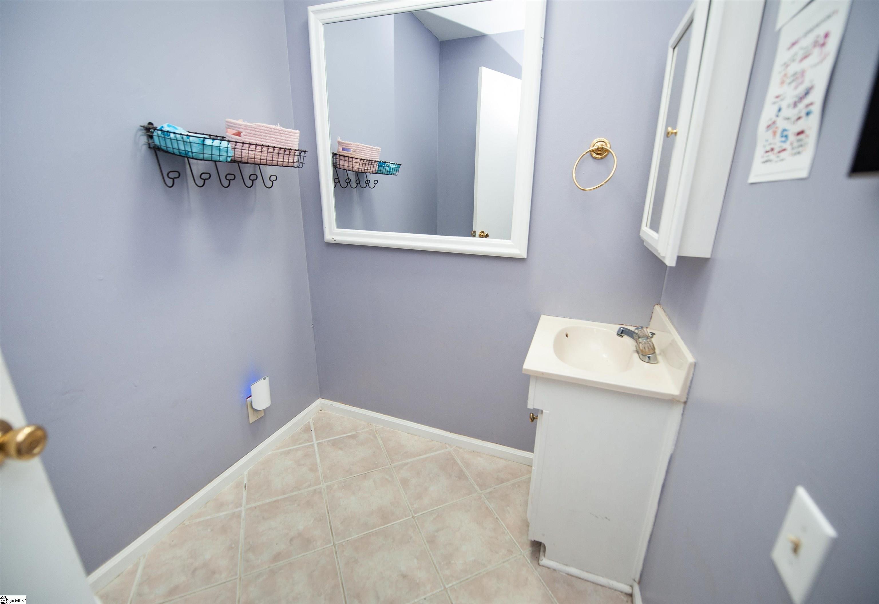 72 Casey Lane Spartanburg, SC 29301