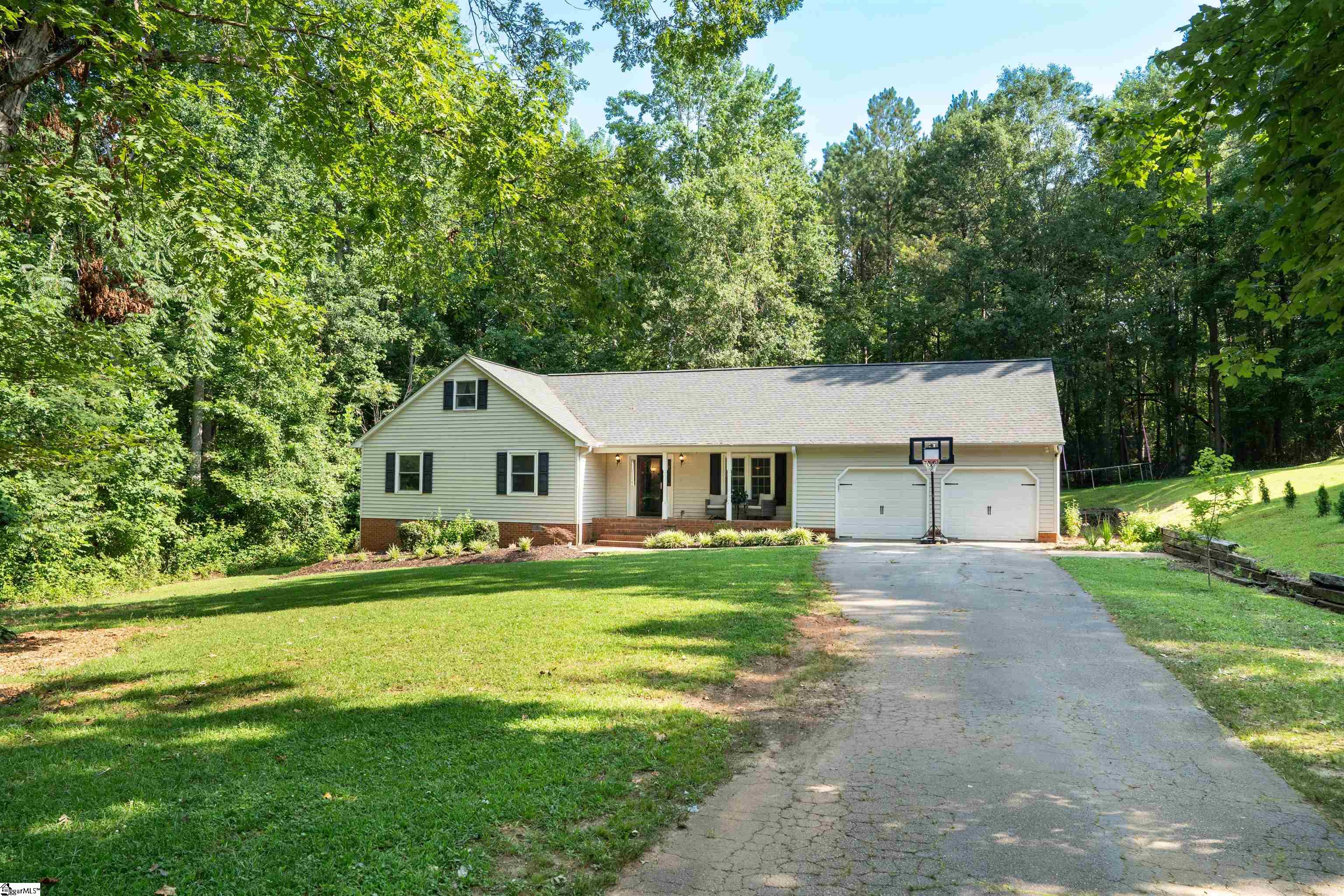72 Casey Lane Spartanburg, SC 29301