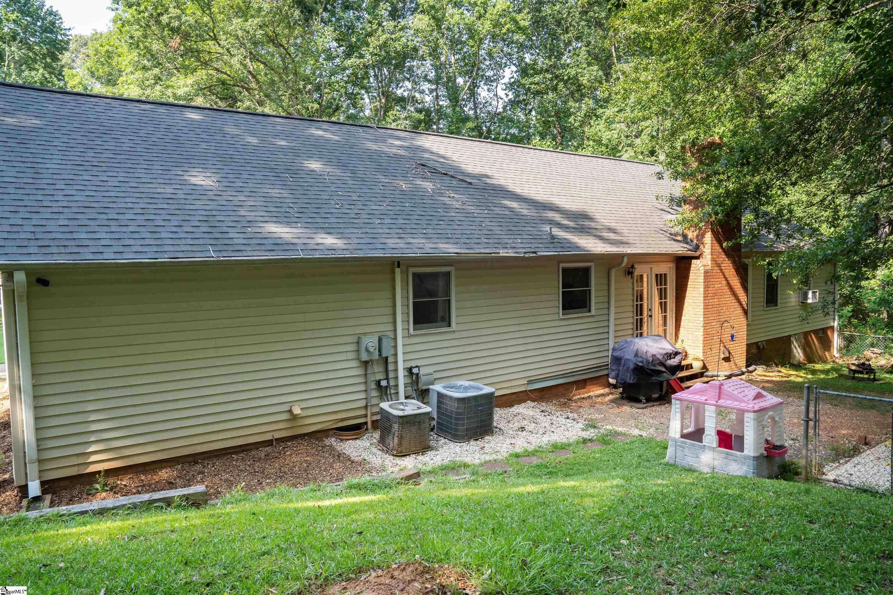 72 Casey Lane Spartanburg, SC 29301