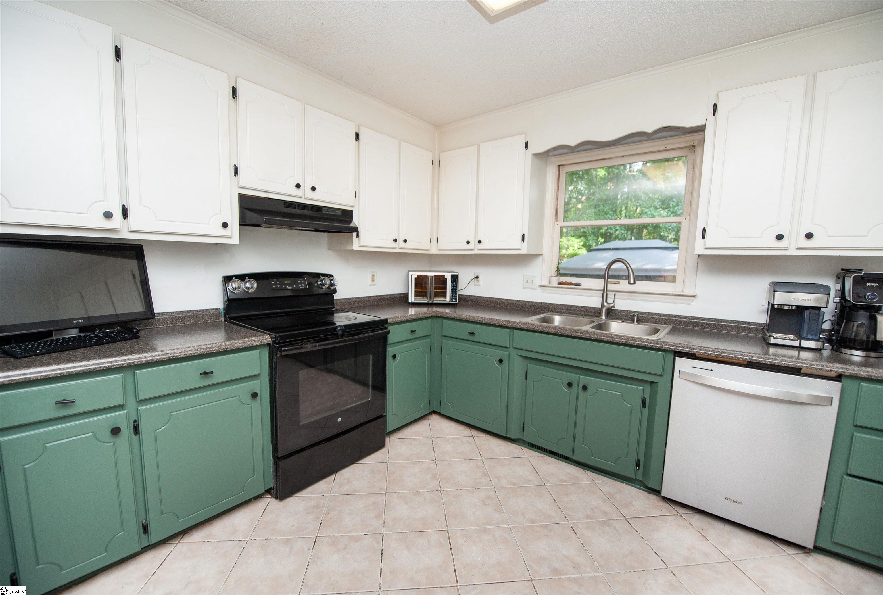 72 Casey Lane Spartanburg, SC 29301