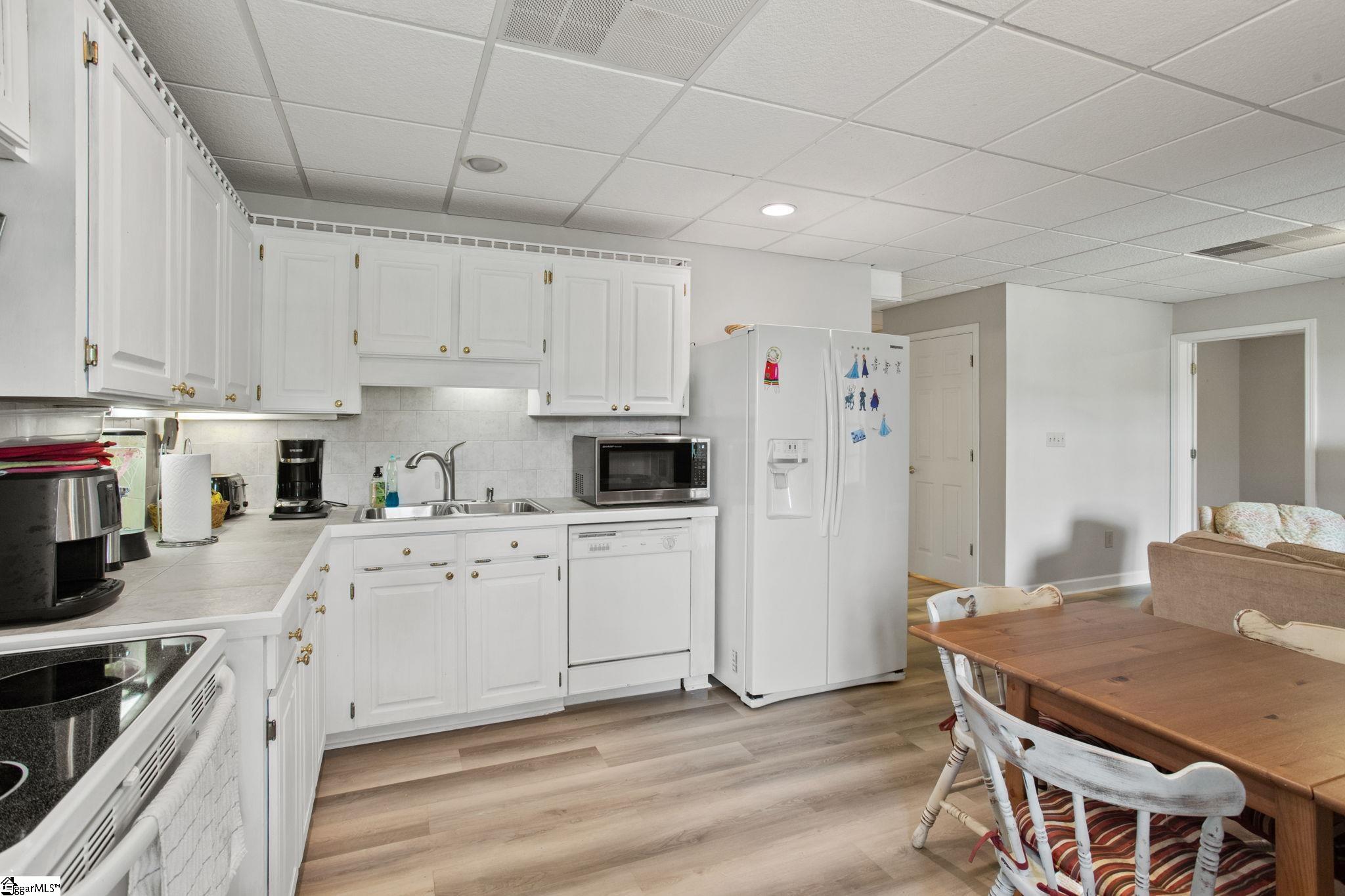 705 Jenkins Bridge Road Simpsonville, SC 29680