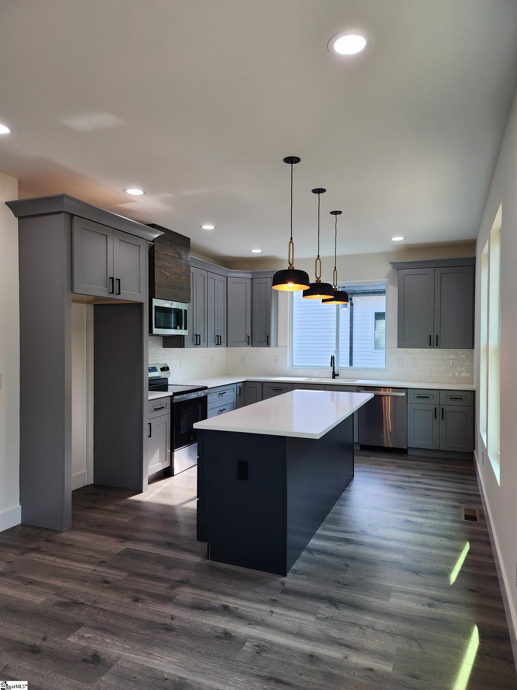 2012 Driftwood Way Anderson, SC 29625
