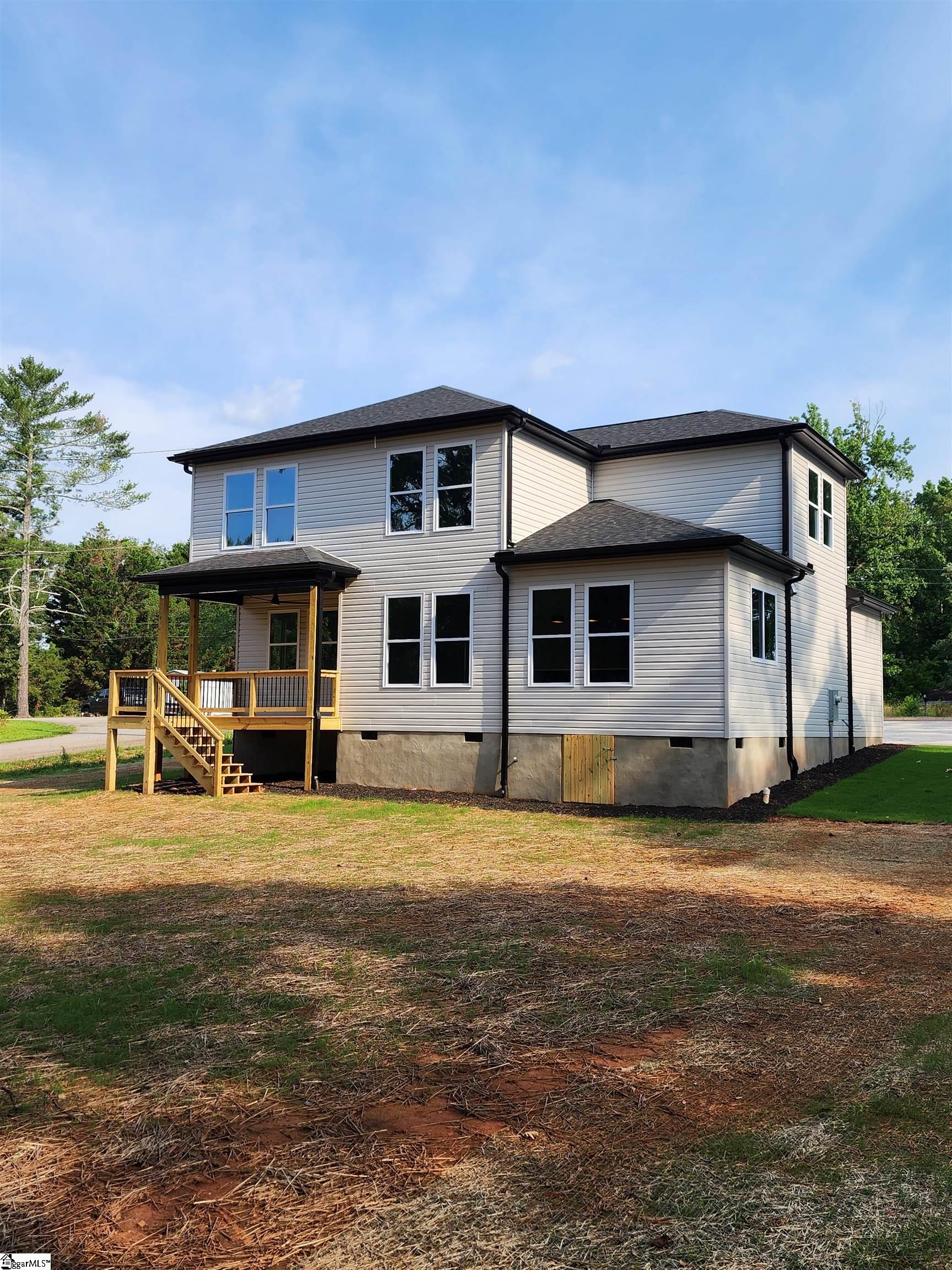 2012 Driftwood Way Anderson, SC 29625