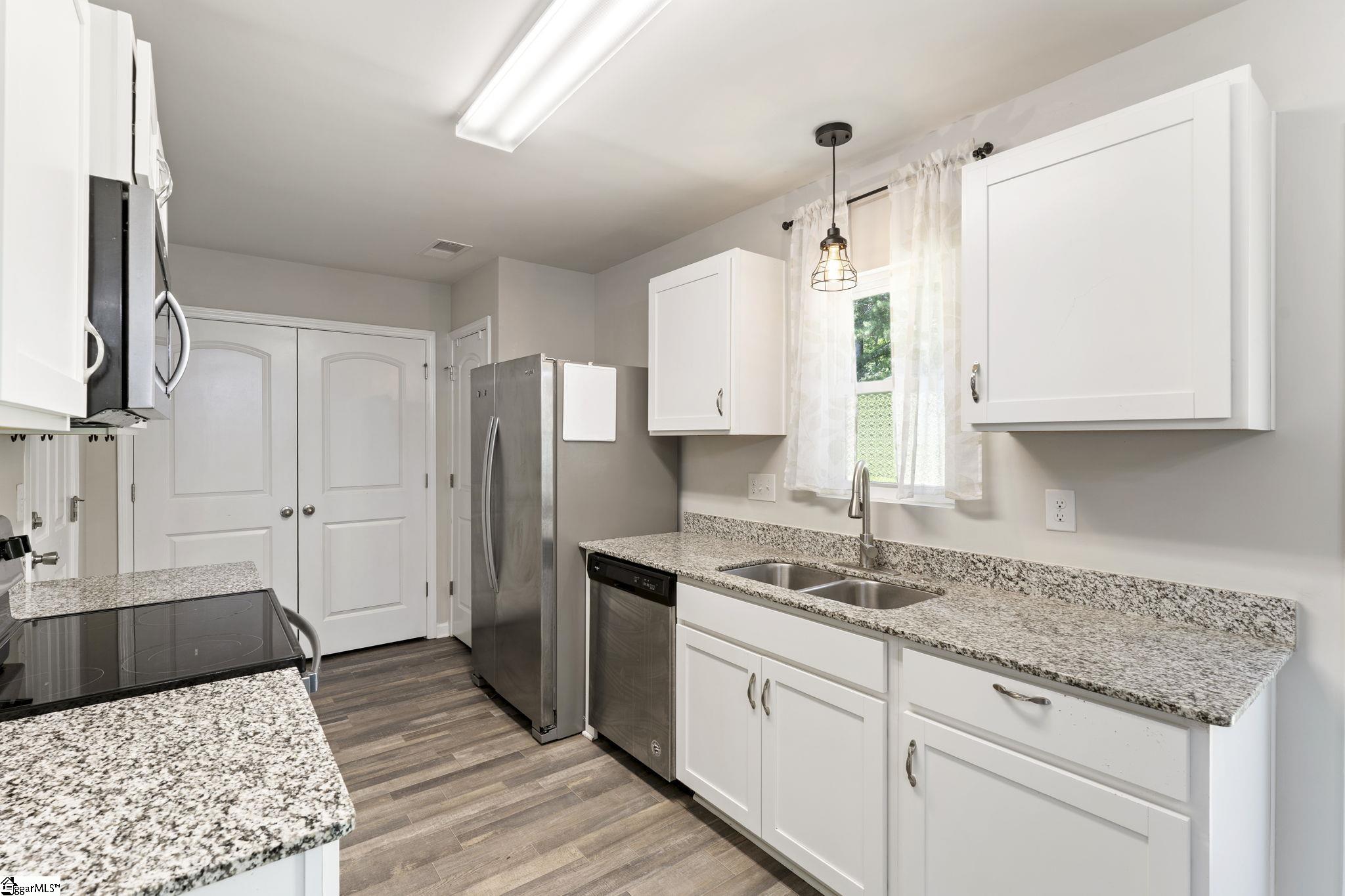 115 Enchanted Walk Pickens, SC 29671
