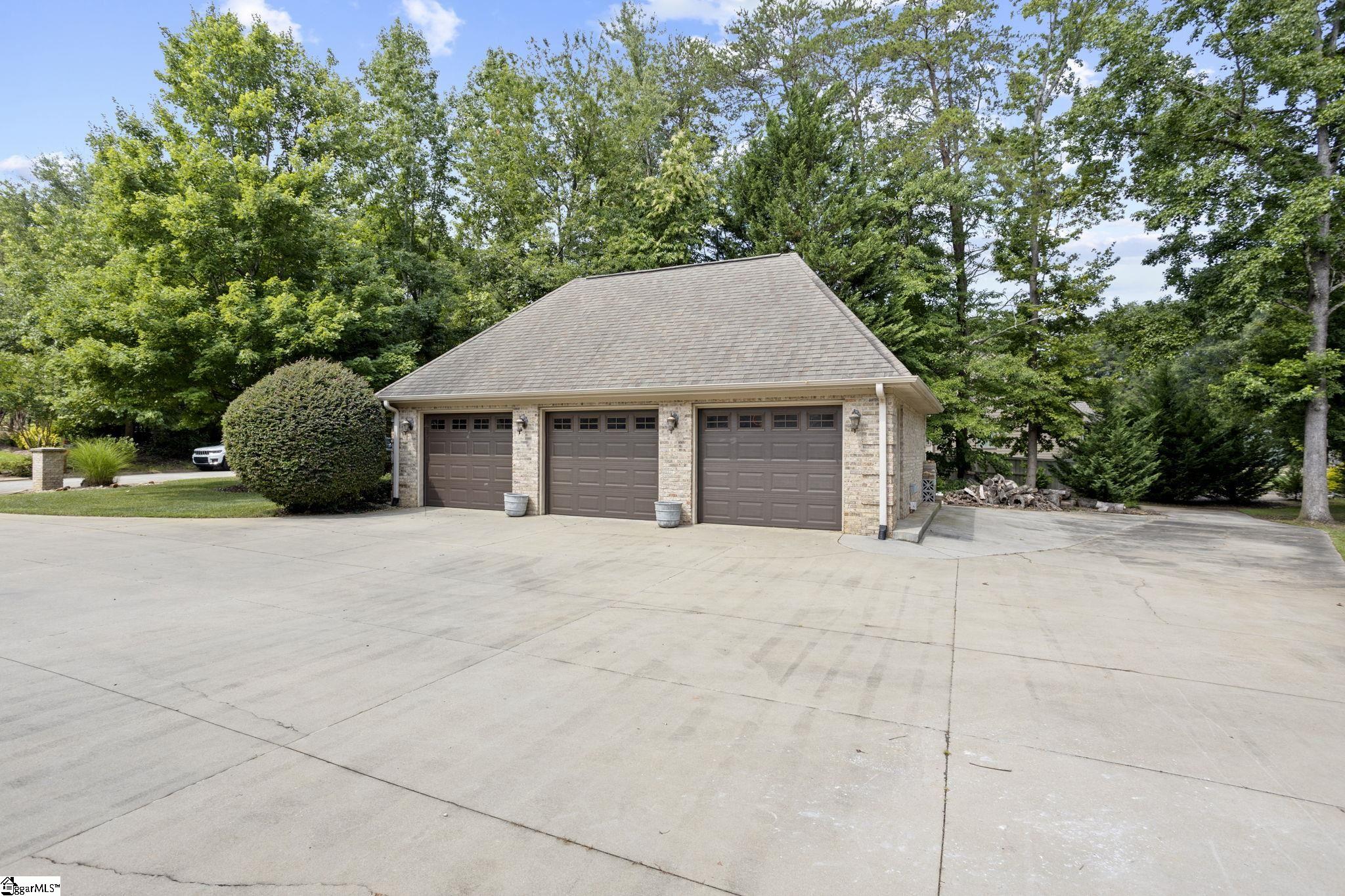 412 Isaqueena Drive Greer, SC 29651