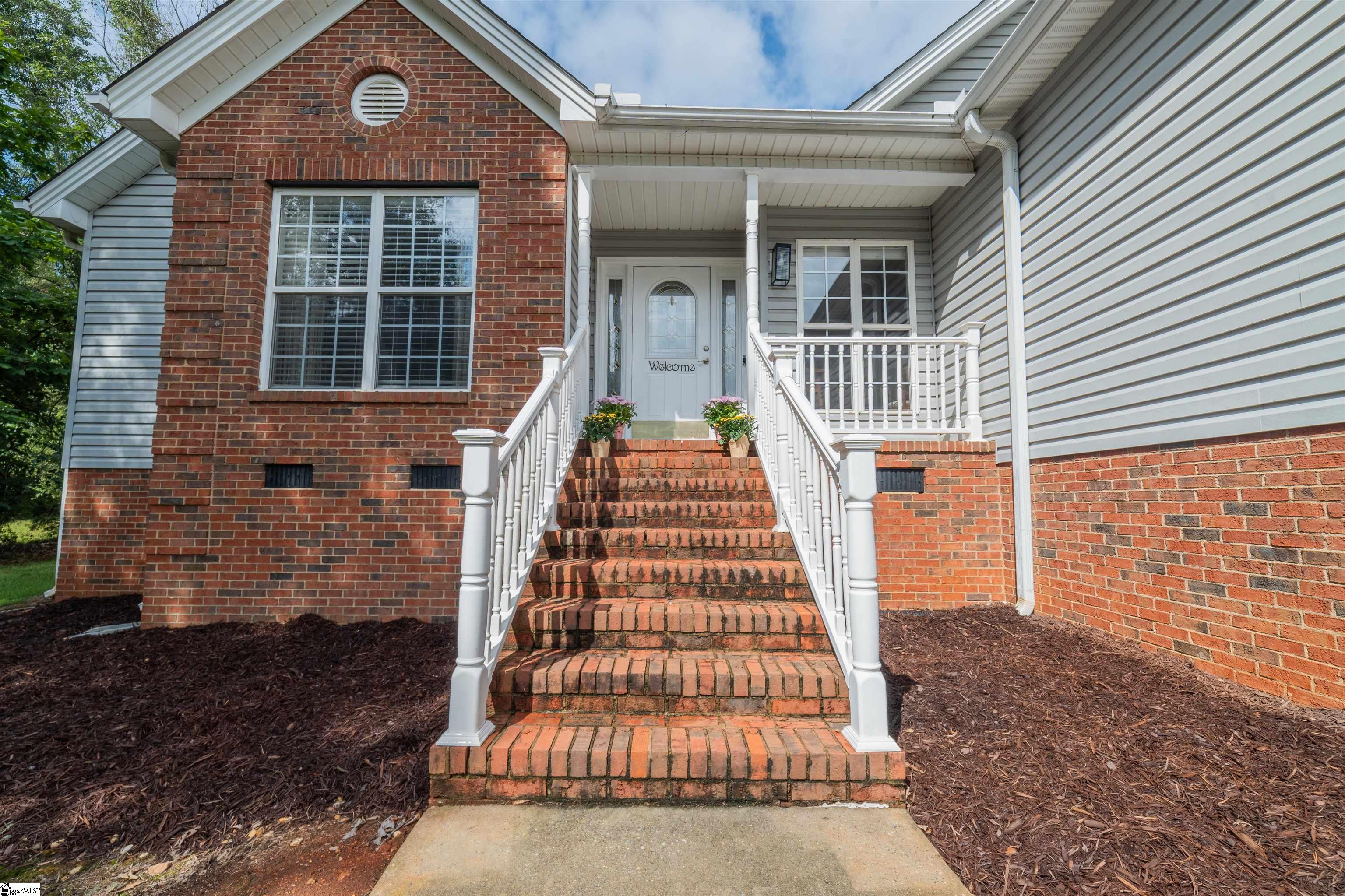 200 Holly Chase Drive Piedmont, SC 29673