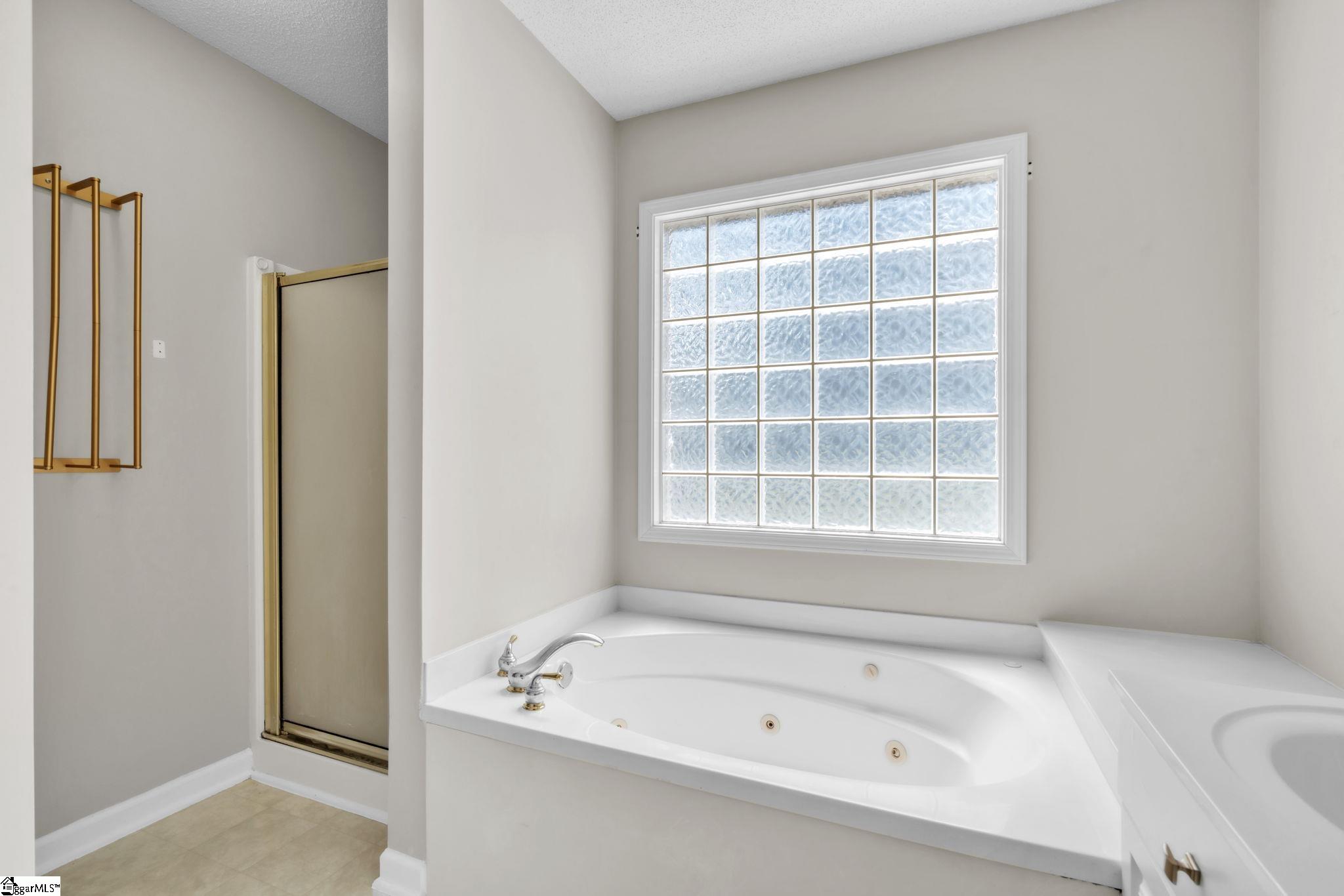 200 Holly Chase Drive Piedmont, SC 29673