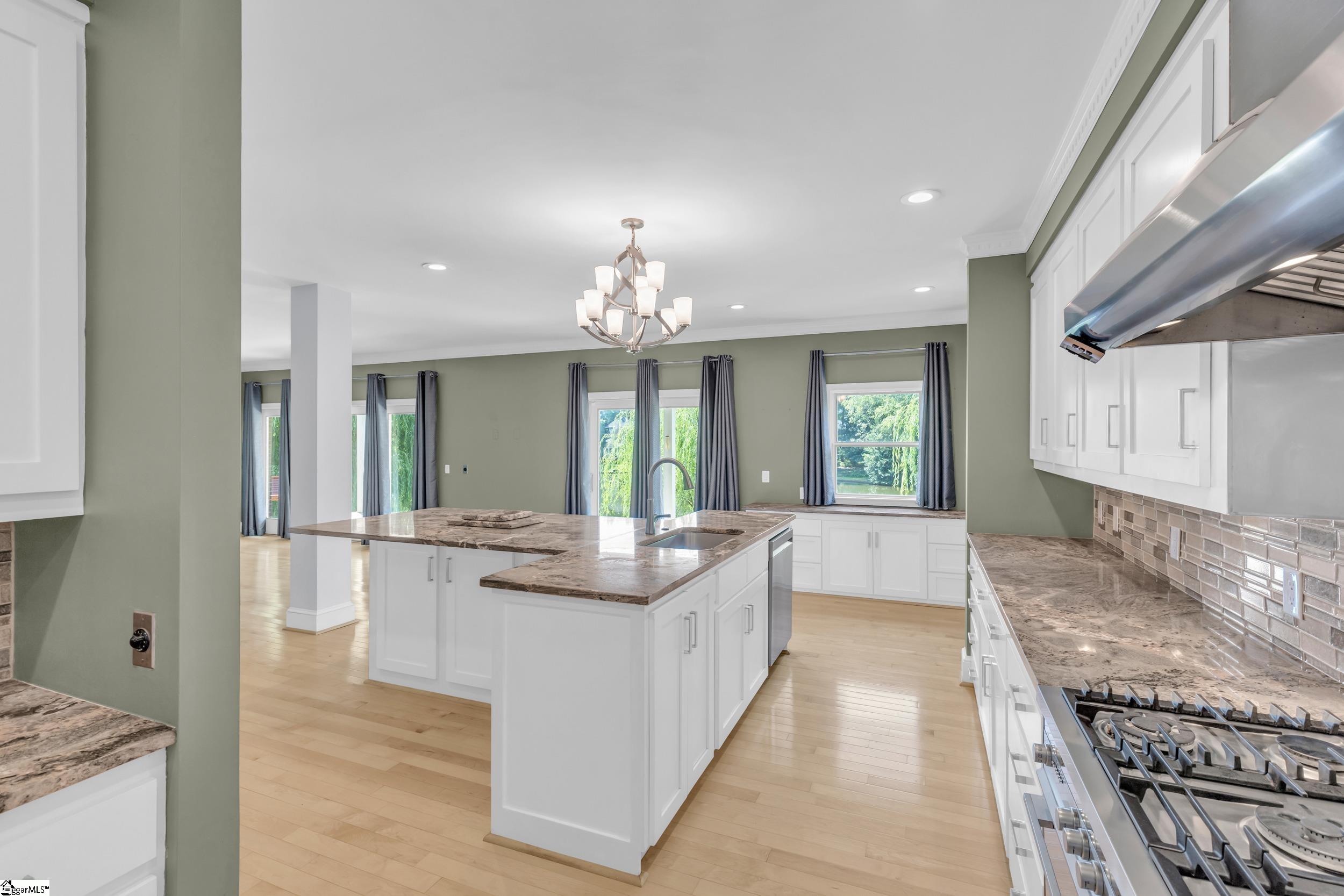 107 Four Lakes Drive Easley, SC 29642-3305