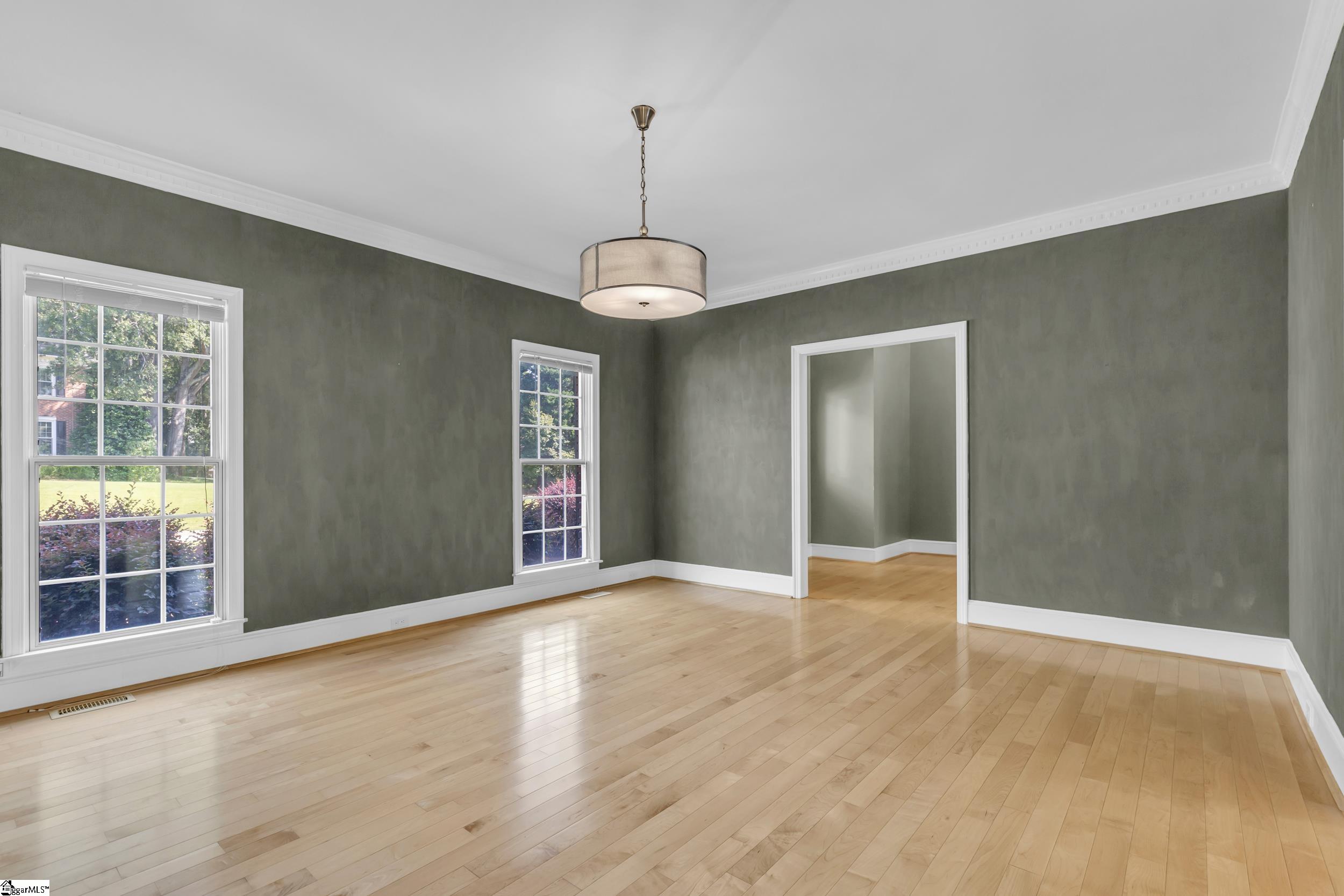 107 Four Lakes Drive Easley, SC 29642-3305