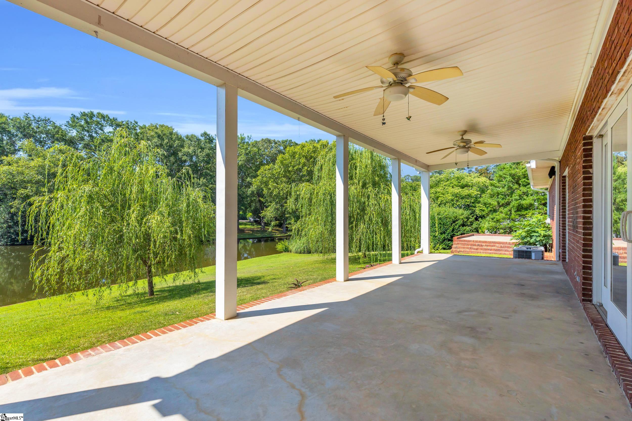107 Four Lakes Drive Easley, SC 29642-3305