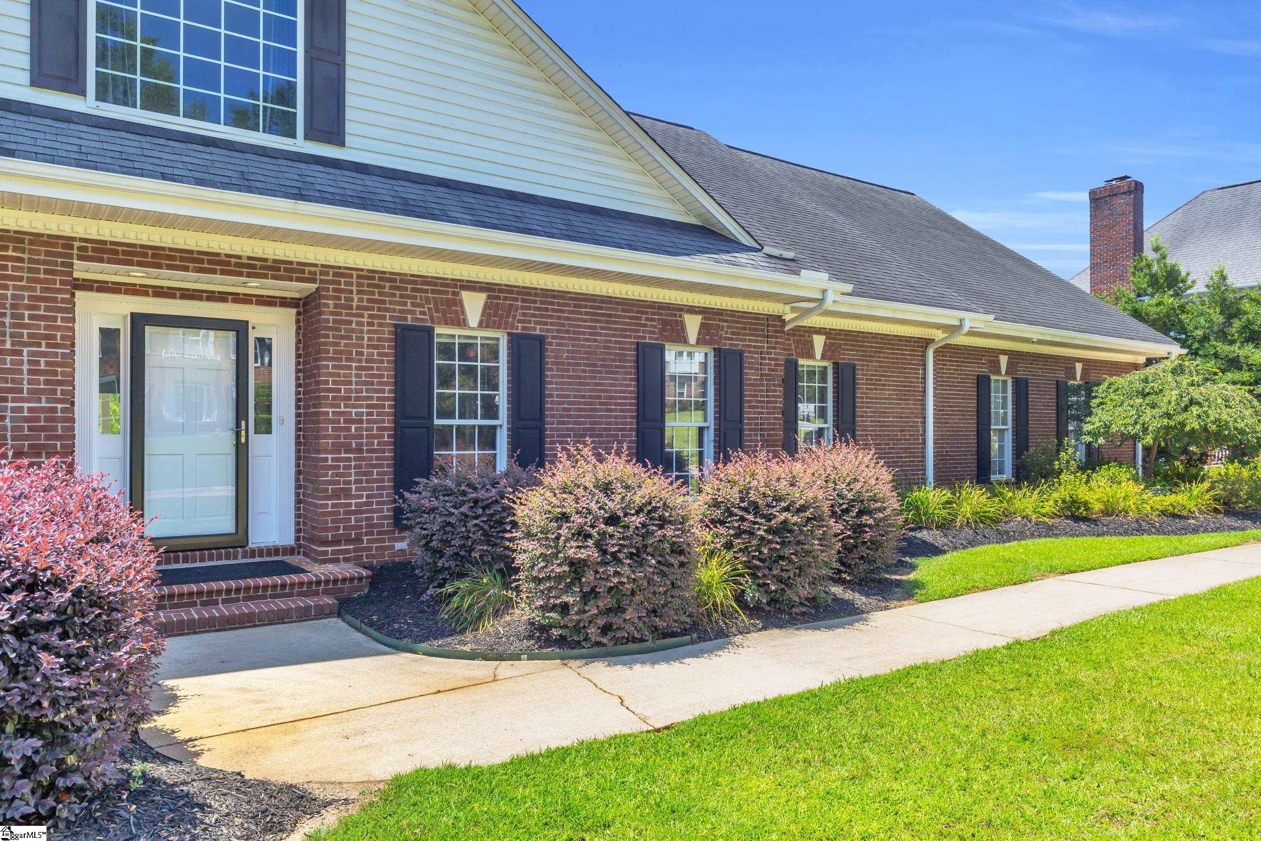 107 Four Lakes Drive Easley, SC 29642-3305