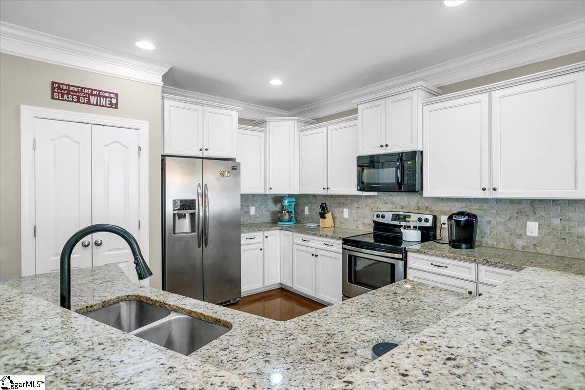 212 Hearthwood Lane Simpsonville, SC 29681