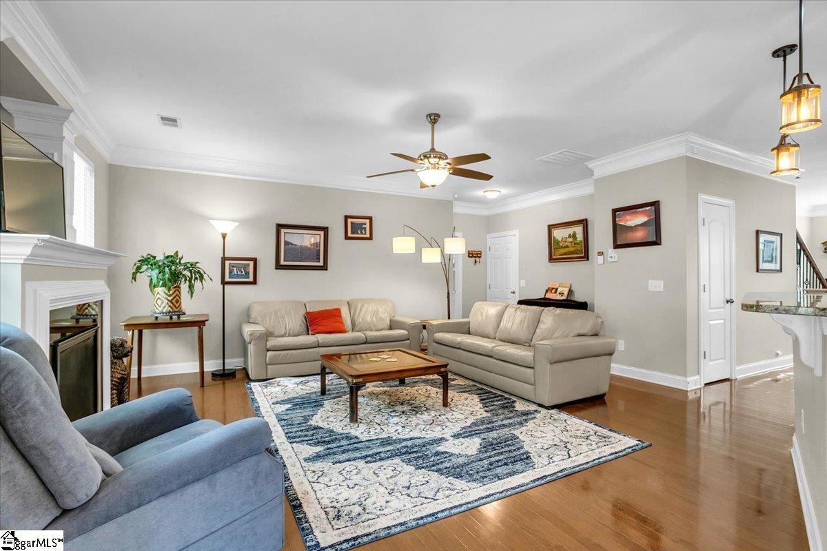 212 Hearthwood Lane Simpsonville, SC 29681