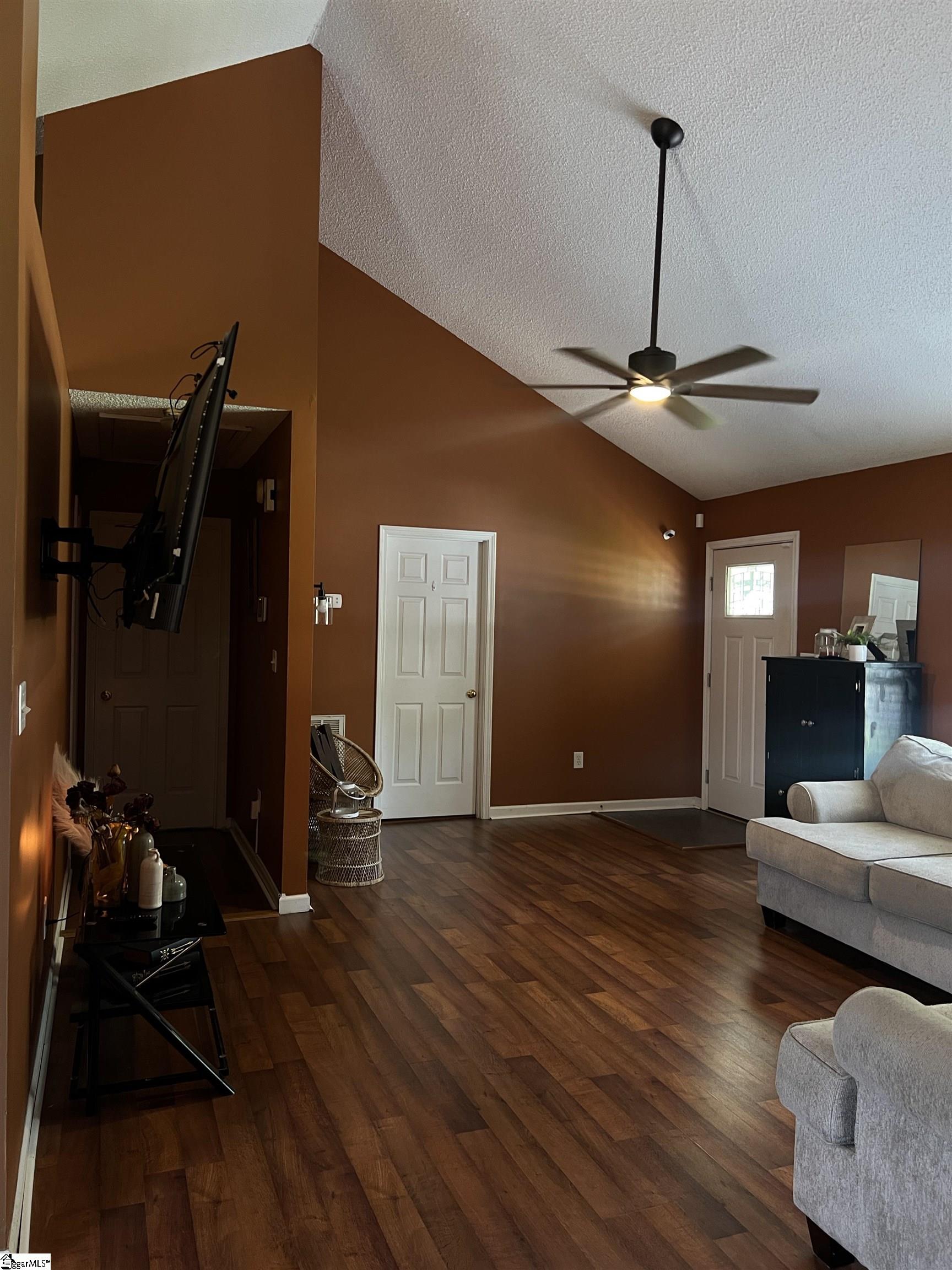 448 Timberview Lane Simpsonville, SC 29681