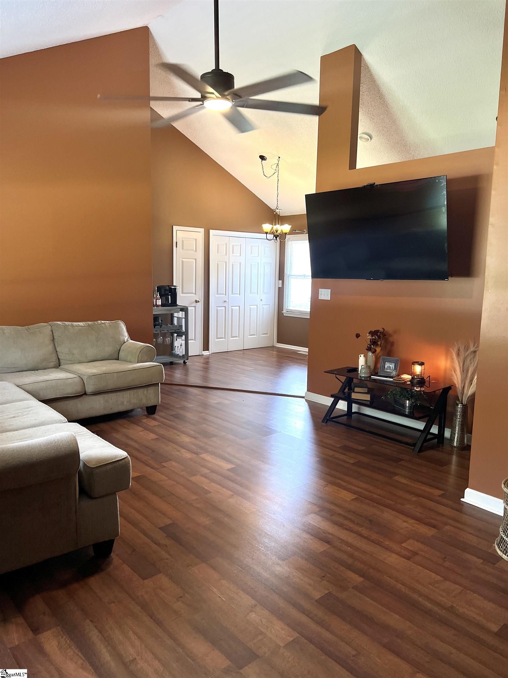 448 Timberview Lane Simpsonville, SC 29681