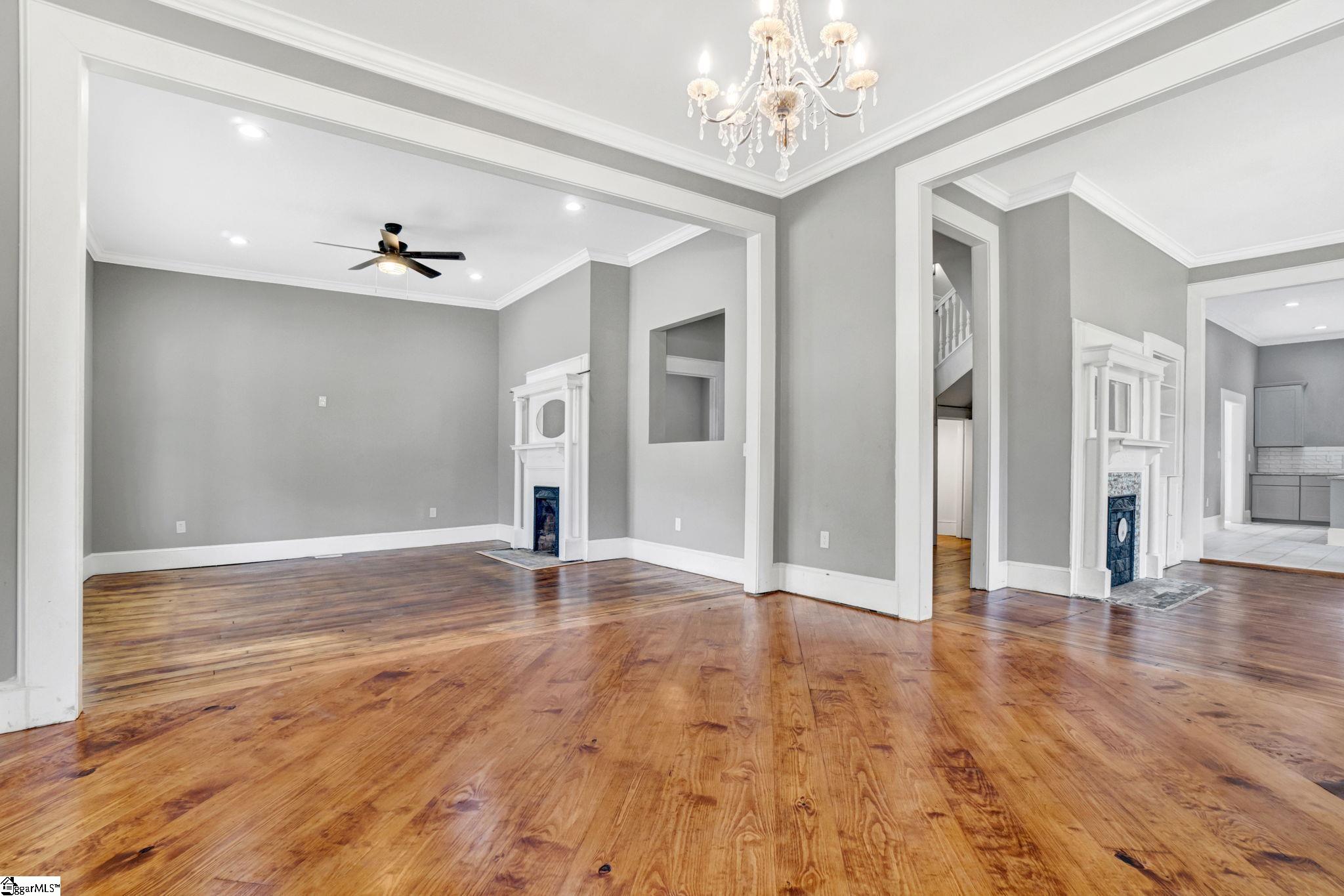 522 S Harper Street Laurens, SC 29360