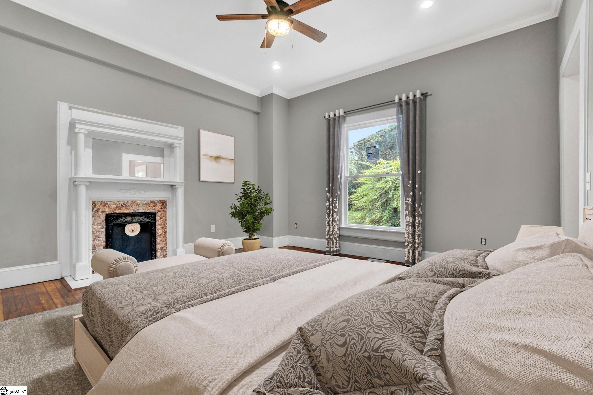 522 S Harper Street Laurens, SC 29360