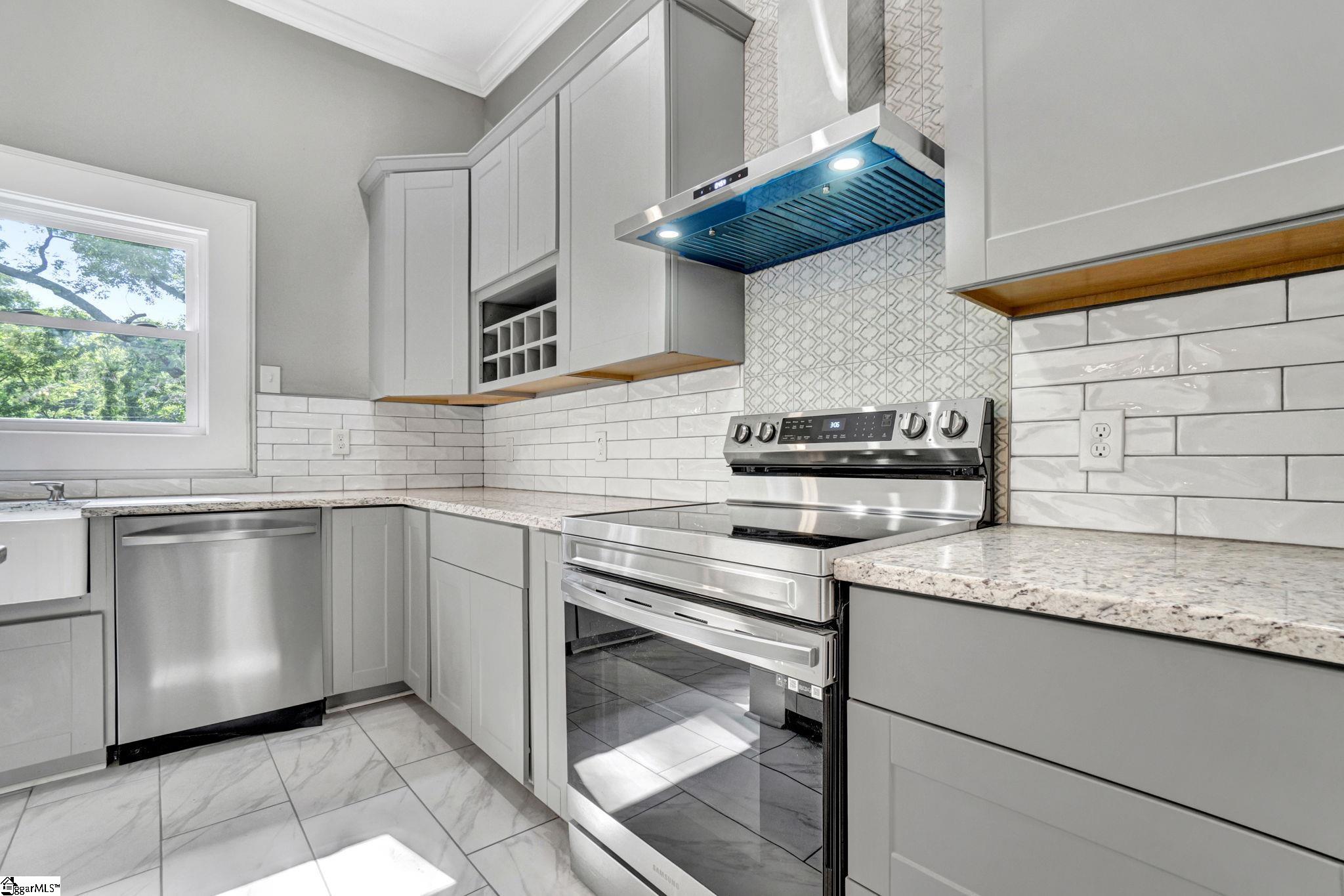 522 S Harper Street Laurens, SC 29360