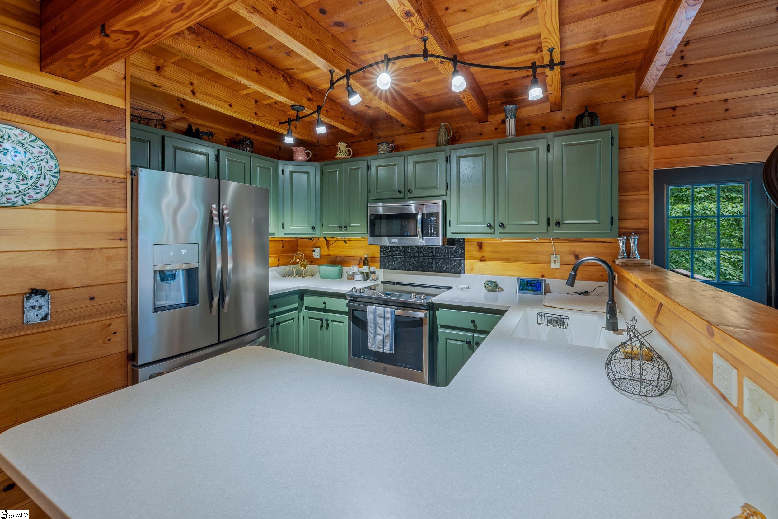 113 Aartun Alley Pickens, SC 29671
