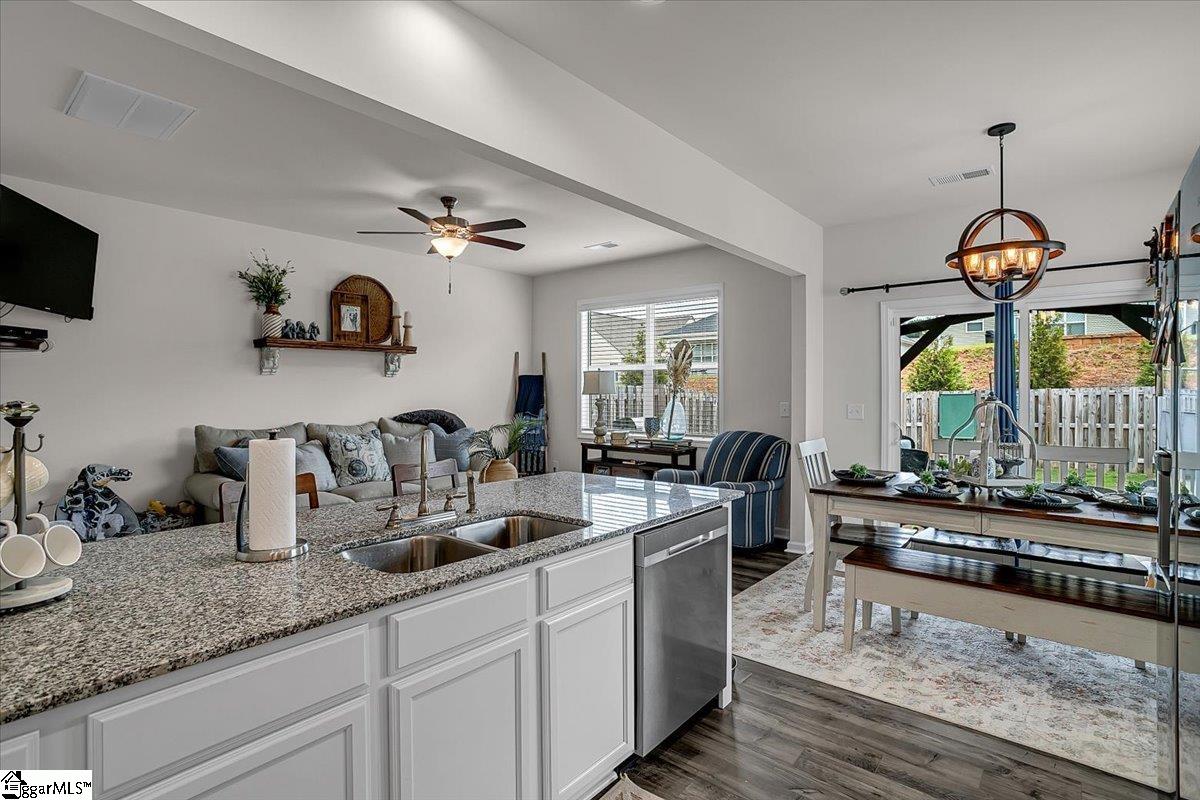 152 Clingstone Trail Duncan, SC 29334