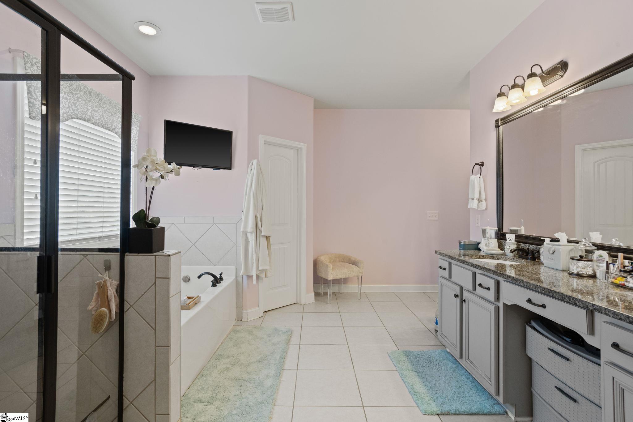 14 Foxmoor Court Simpsonville, SC 29680
