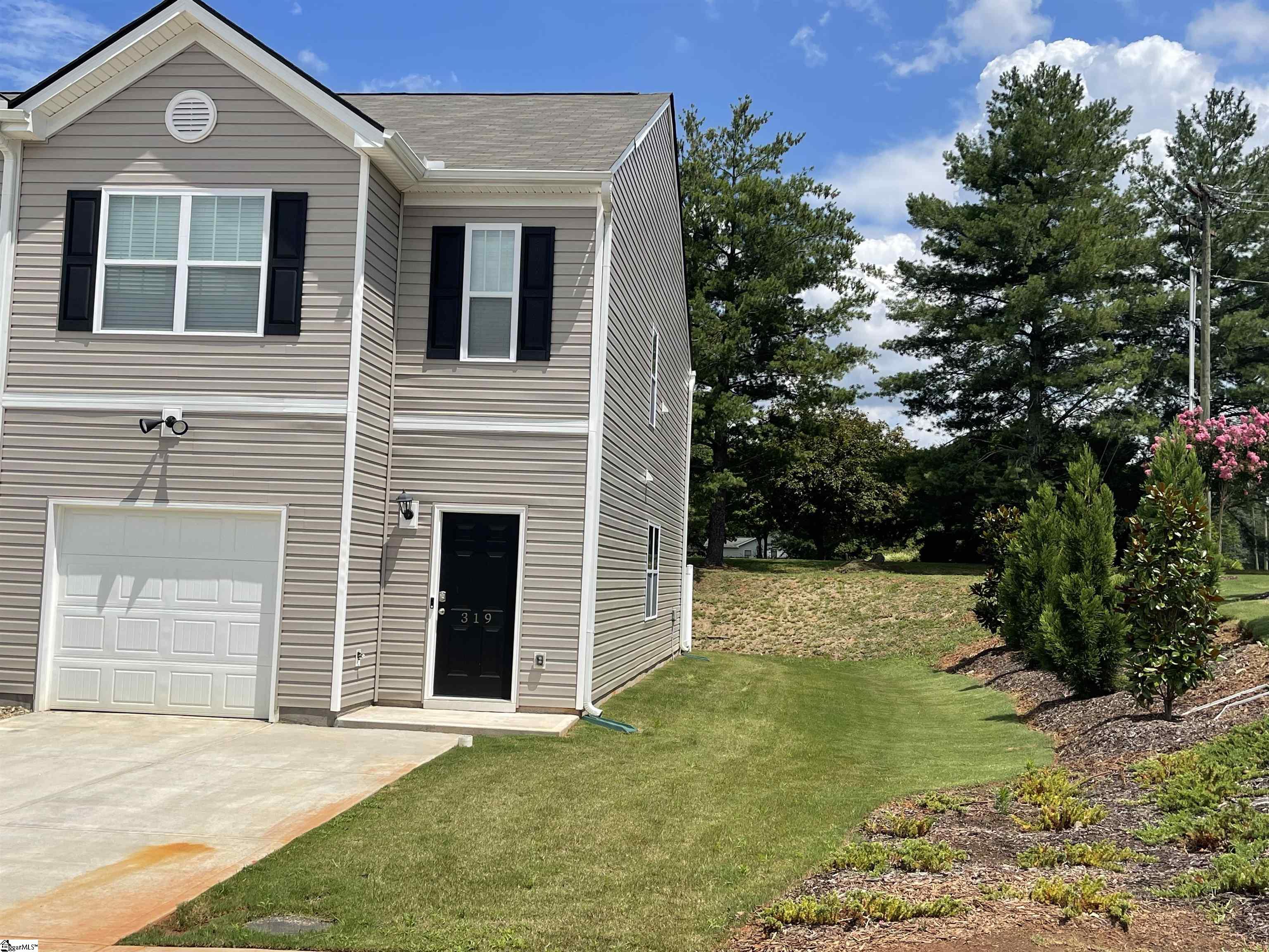 319 High Log Trail Greer, SC 29651