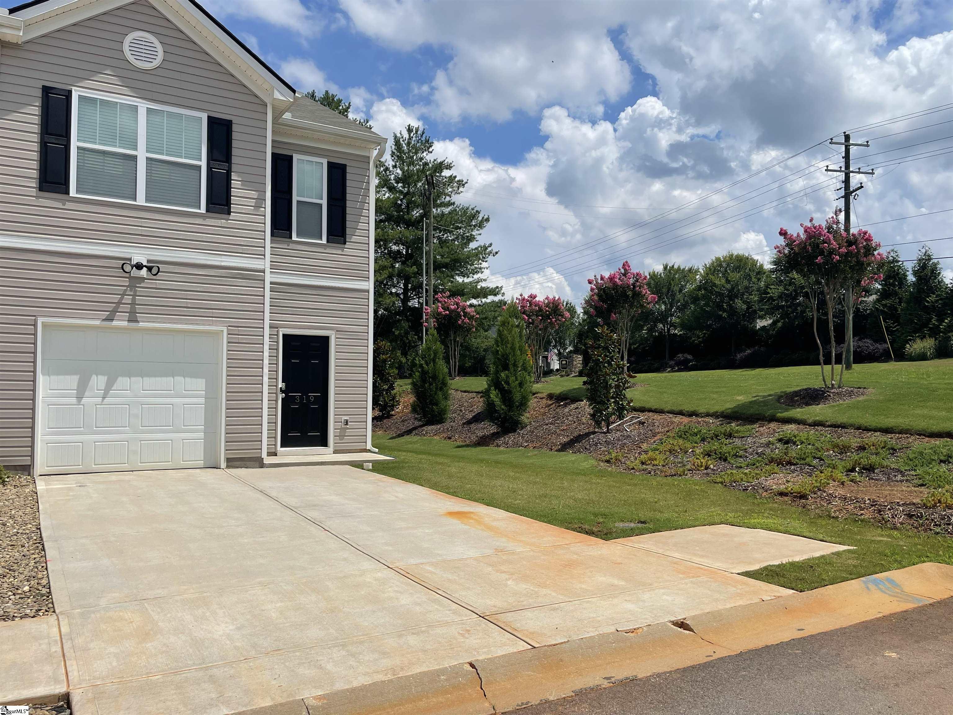 319 High Log Trail Greer, SC 29651