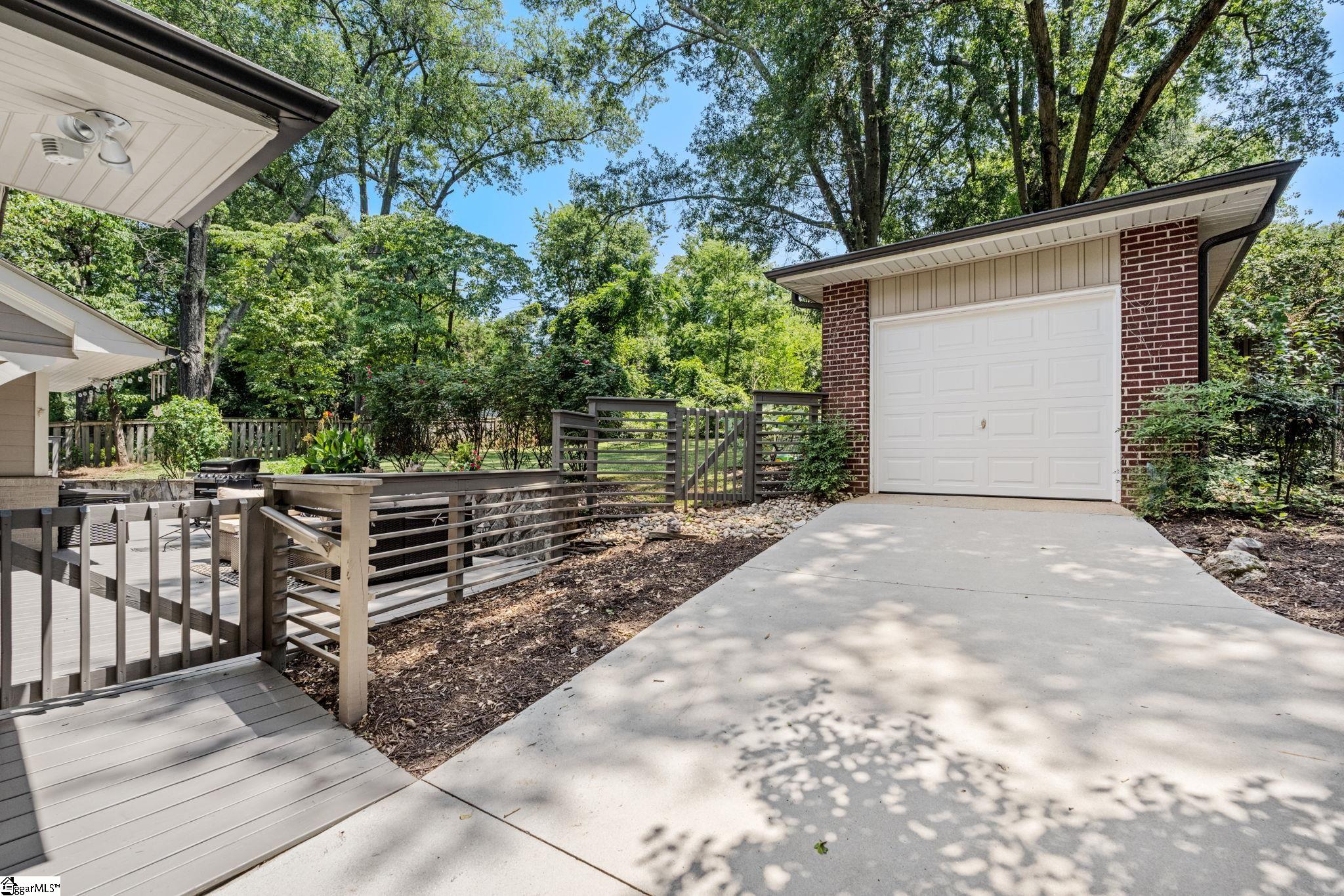 115 W Montclair Avenue Greenville, SC 29609