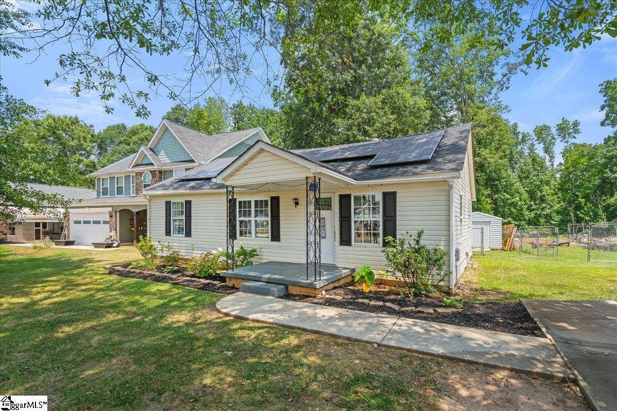 420 Cox Street Simpsonville, SC 29681