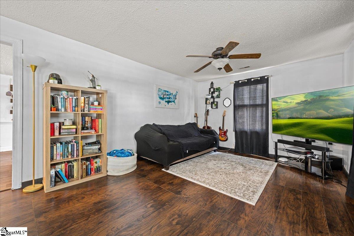 420 Cox Street Simpsonville, SC 29681