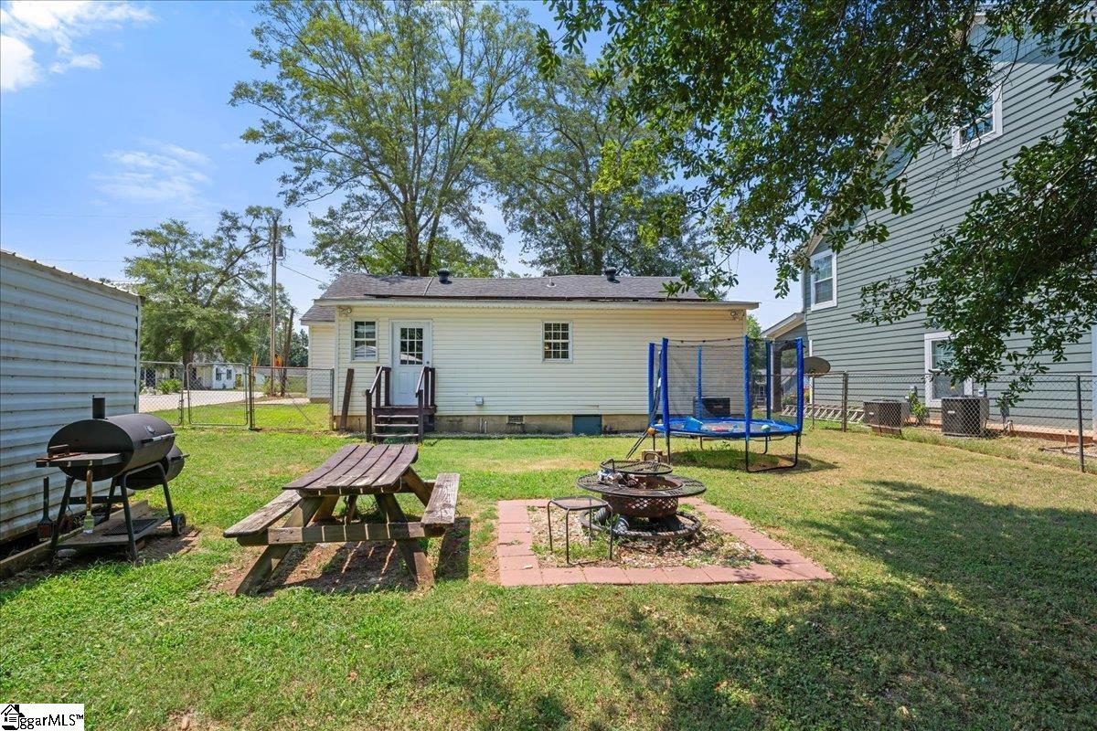 420 Cox Street Simpsonville, SC 29681