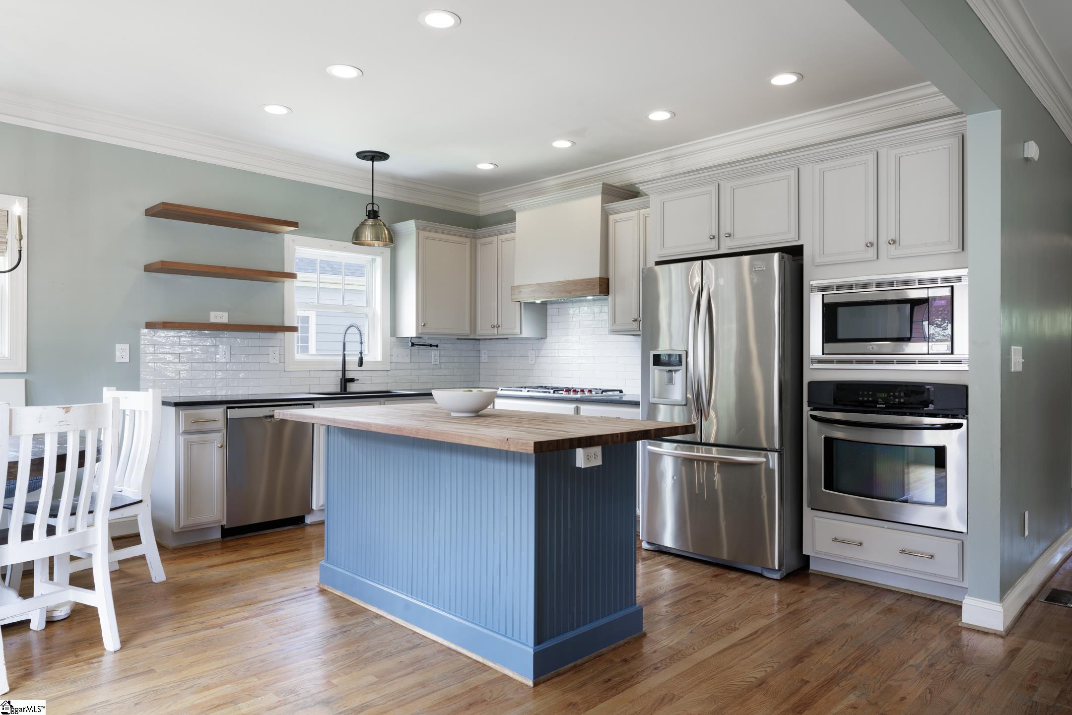 305 Hayworth Drive Simpsonville, SC 29680
