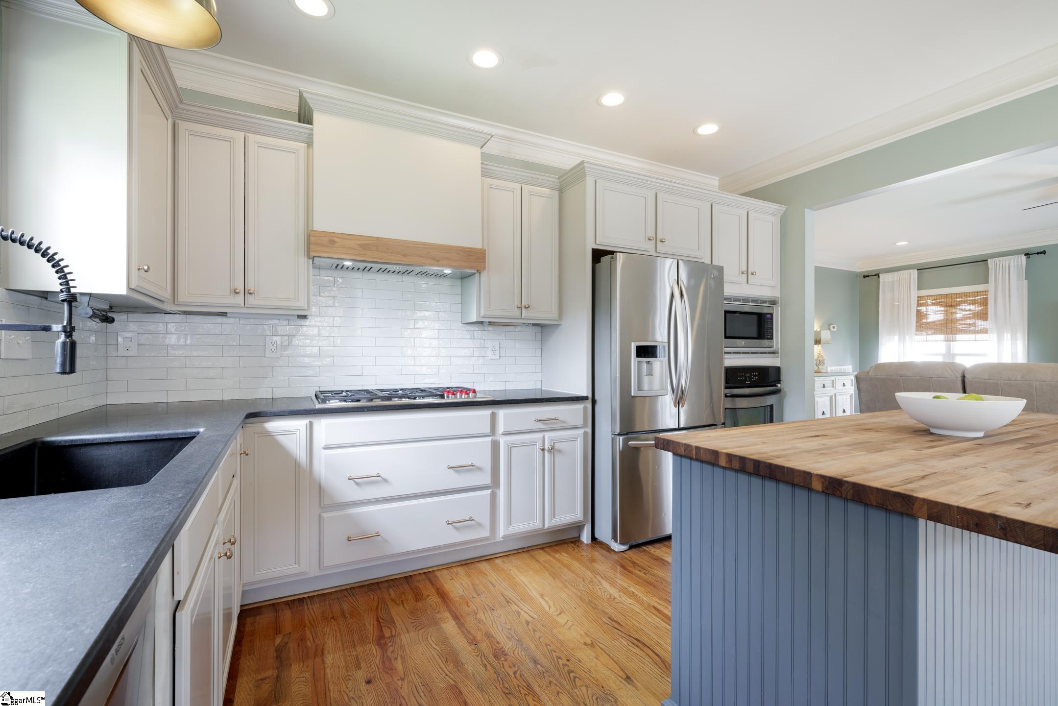 305 Hayworth Drive Simpsonville, SC 29680