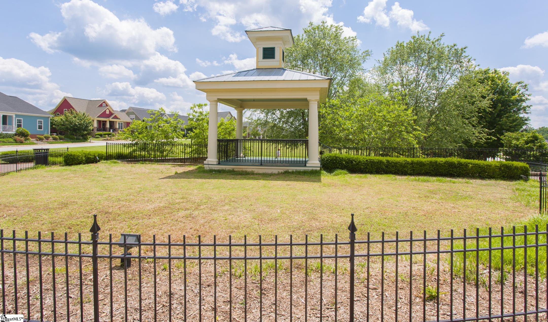 305 Hayworth Drive Simpsonville, SC 29680