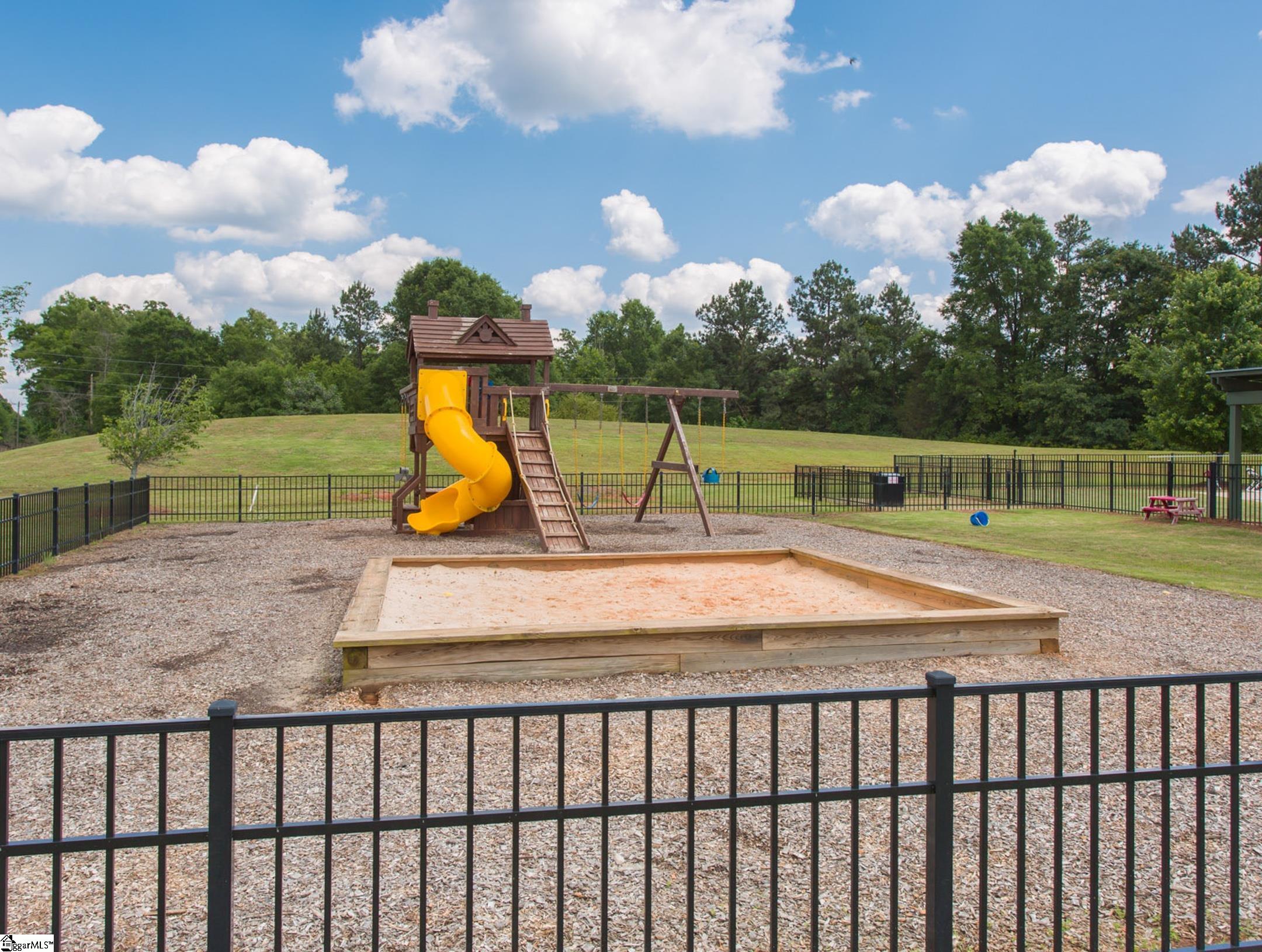 305 Hayworth Drive Simpsonville, SC 29680