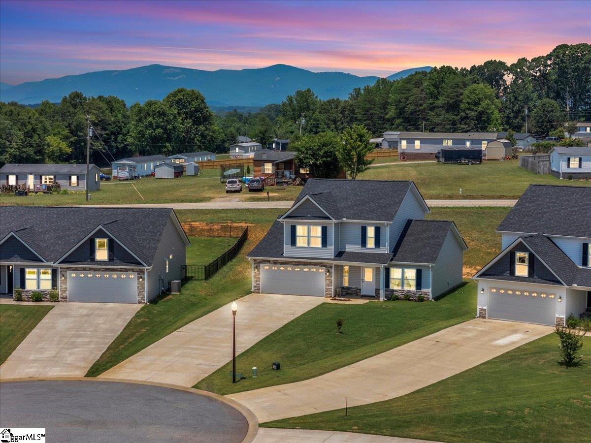 421 Willow Court Campobello, SC 29322