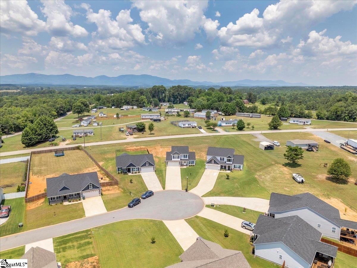 421 Willow Court Campobello, SC 29322
