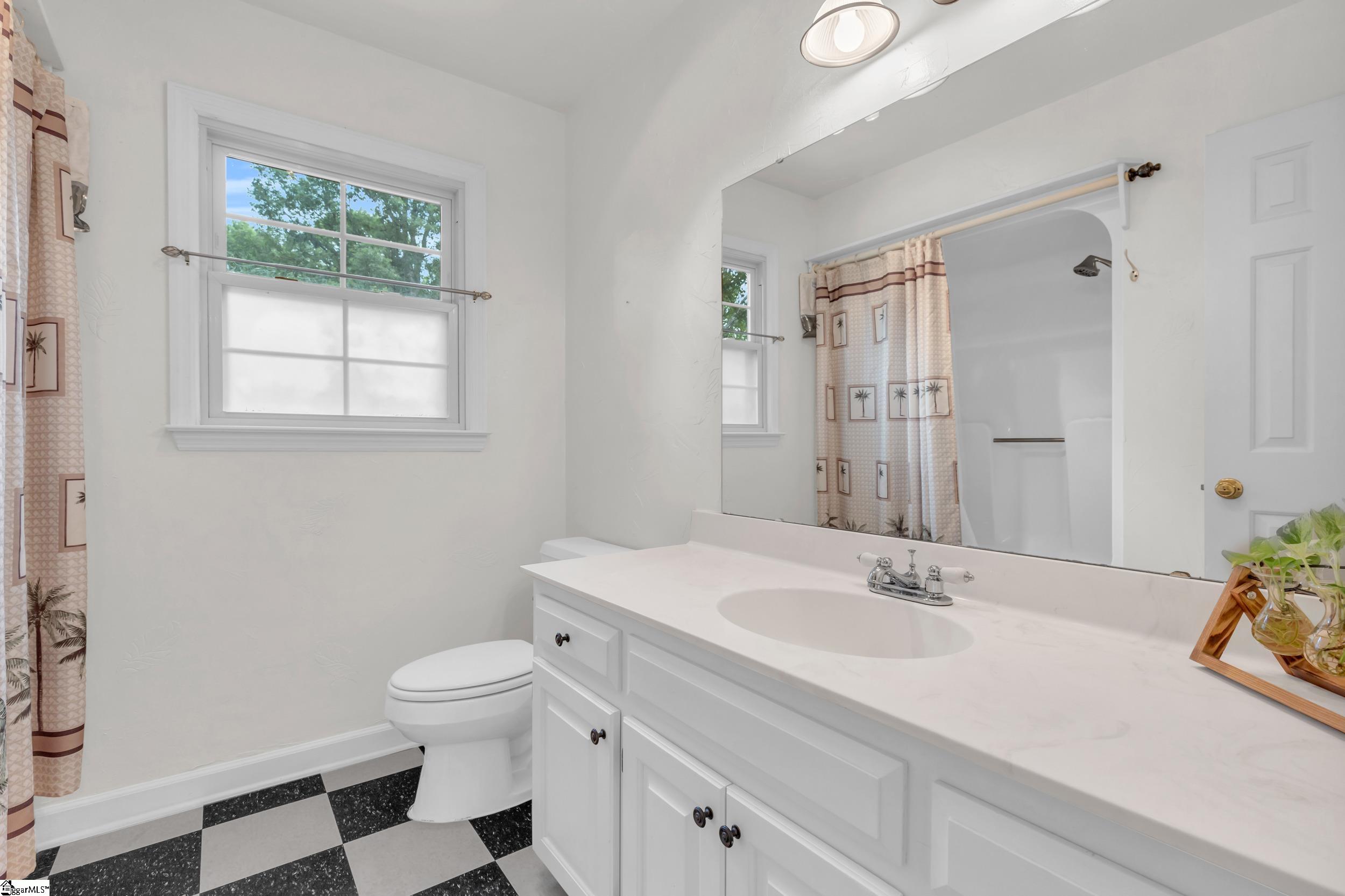 162 Waterford Drive Inman, SC 29349