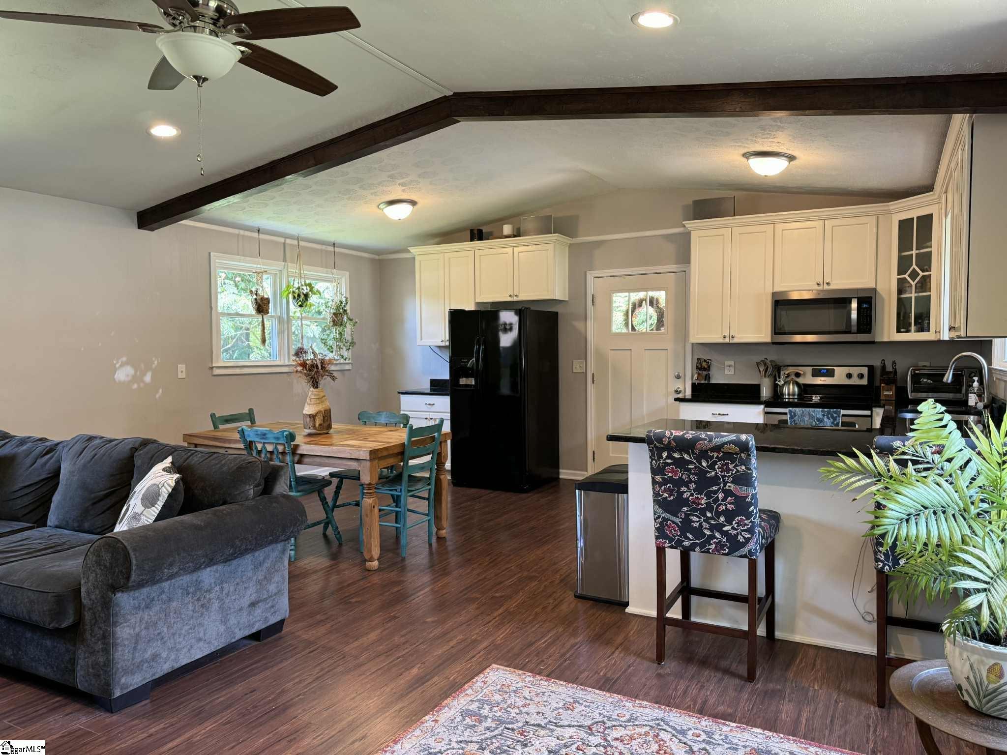 404 McElhaney Road Travelers Rest, SC 29690