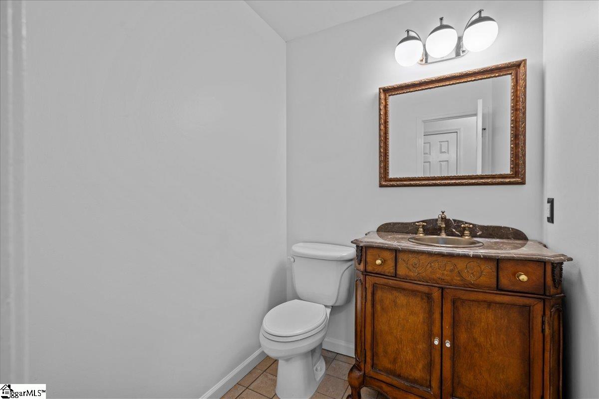 20 Rocky Creek Lane Greenville, SC 29615
