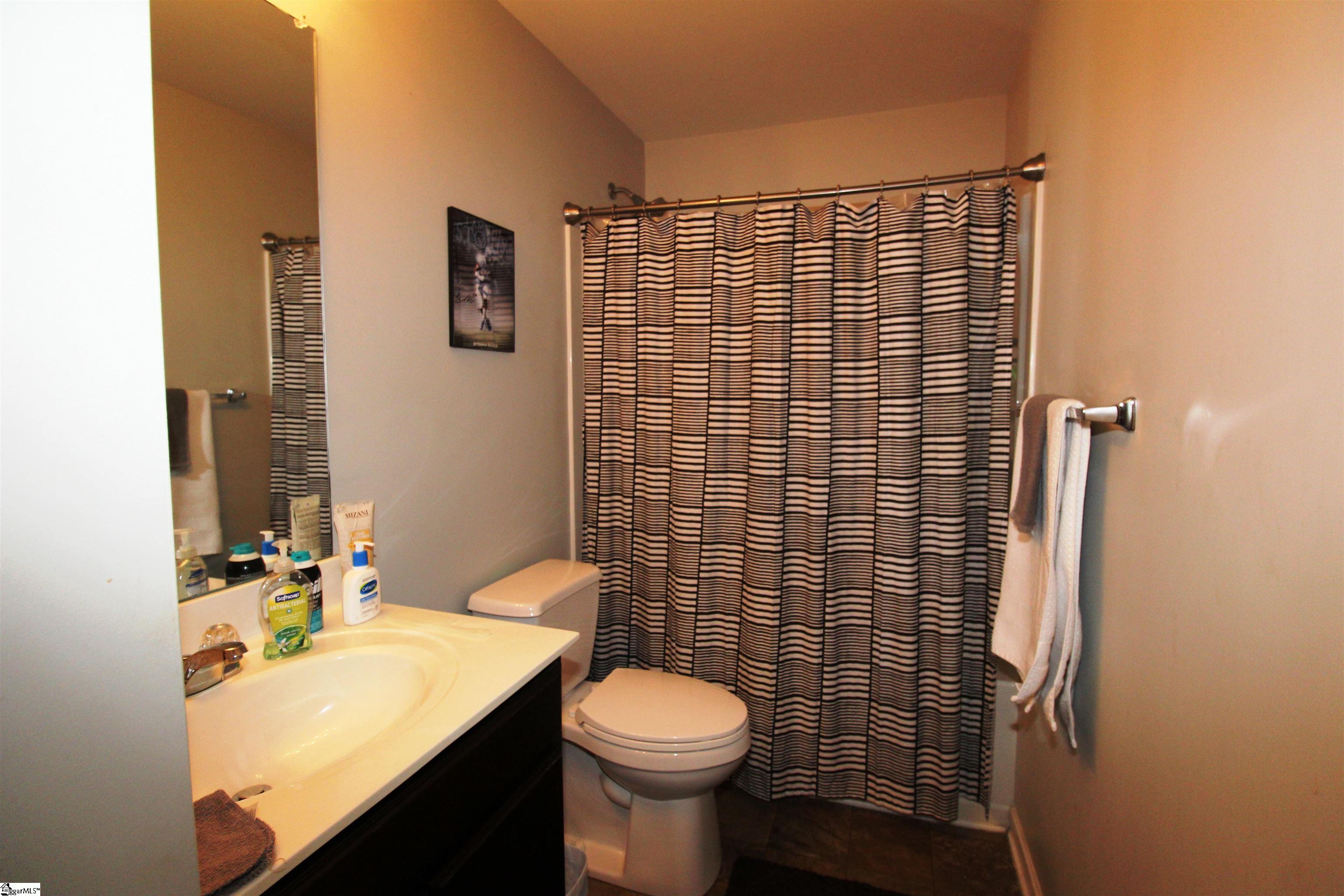 811 Markham Circle Moore, SC 29369-8979