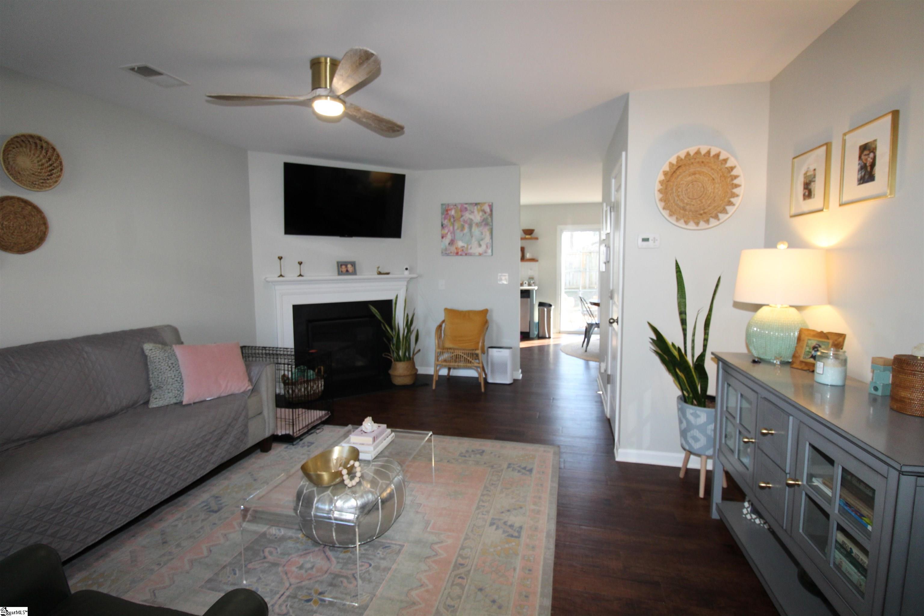 811 Markham Circle Moore, SC 29369-8979