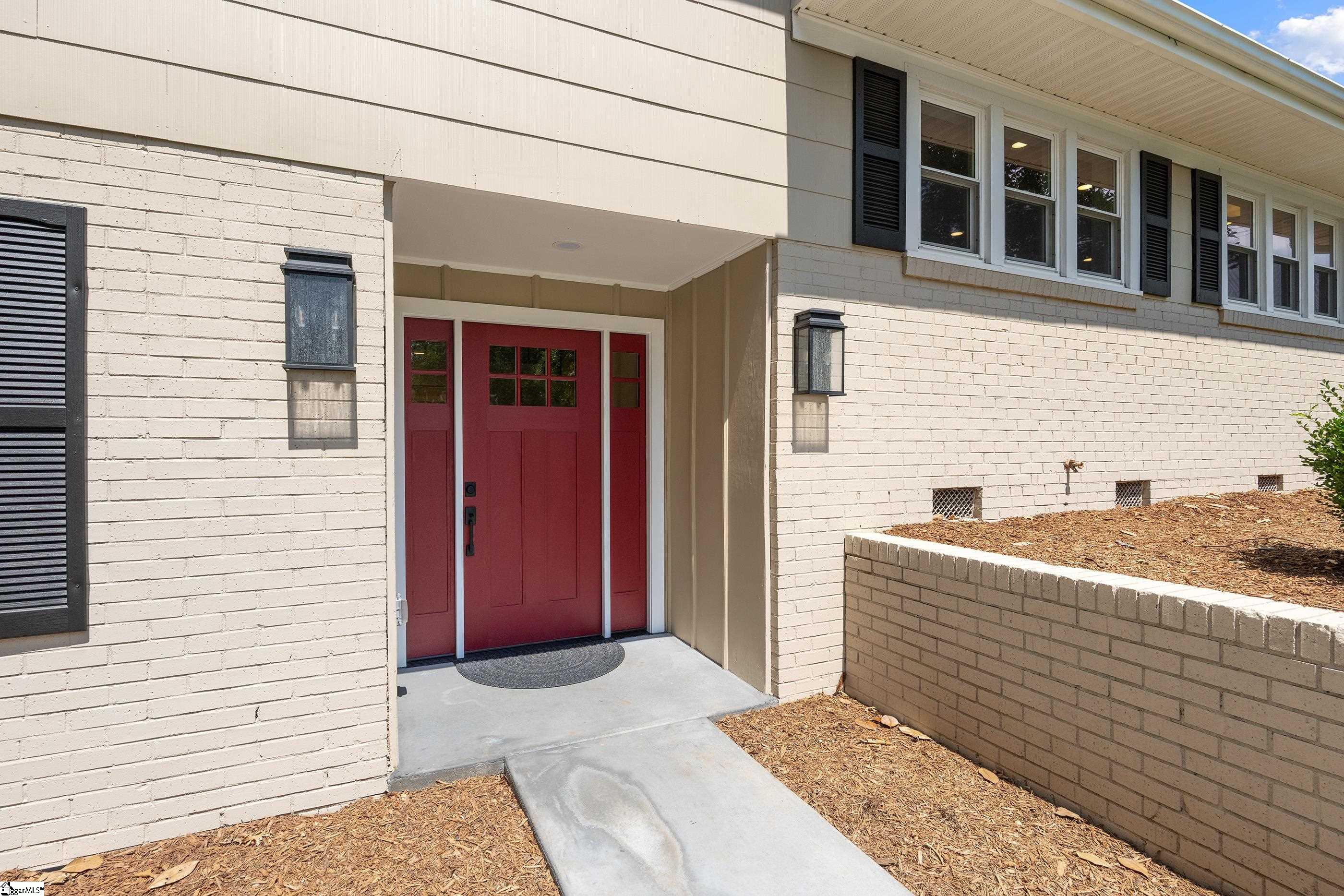 101 Lancaster Lane Greenville, SC 29605