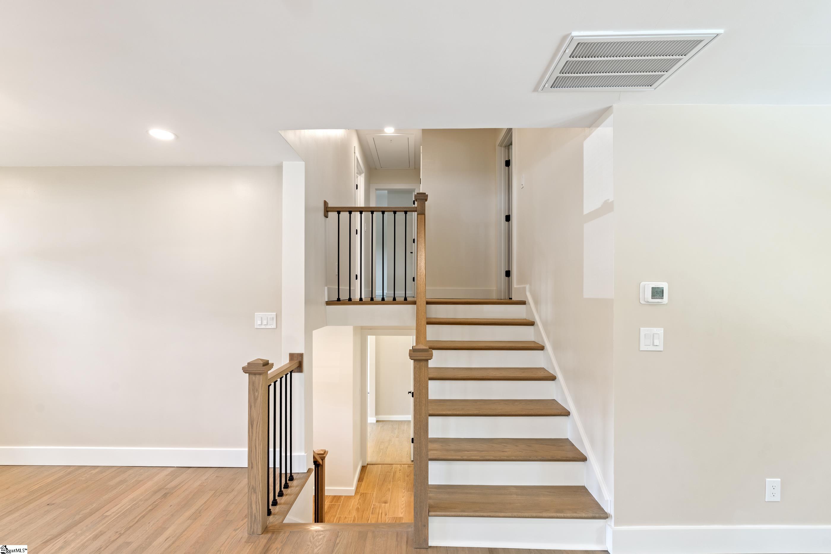 101 Lancaster Lane Greenville, SC 29605