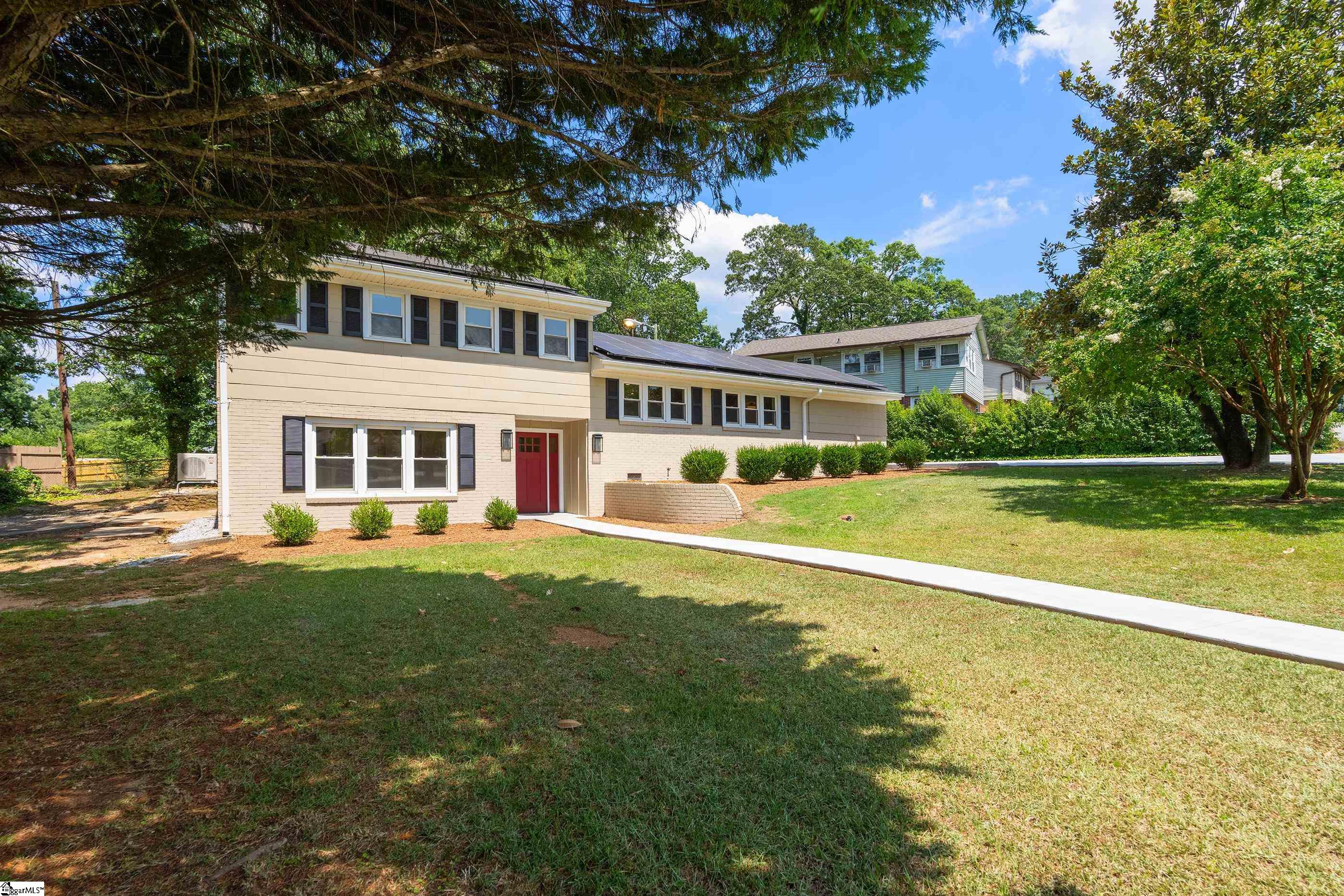 101 Lancaster Lane Greenville, SC 29605