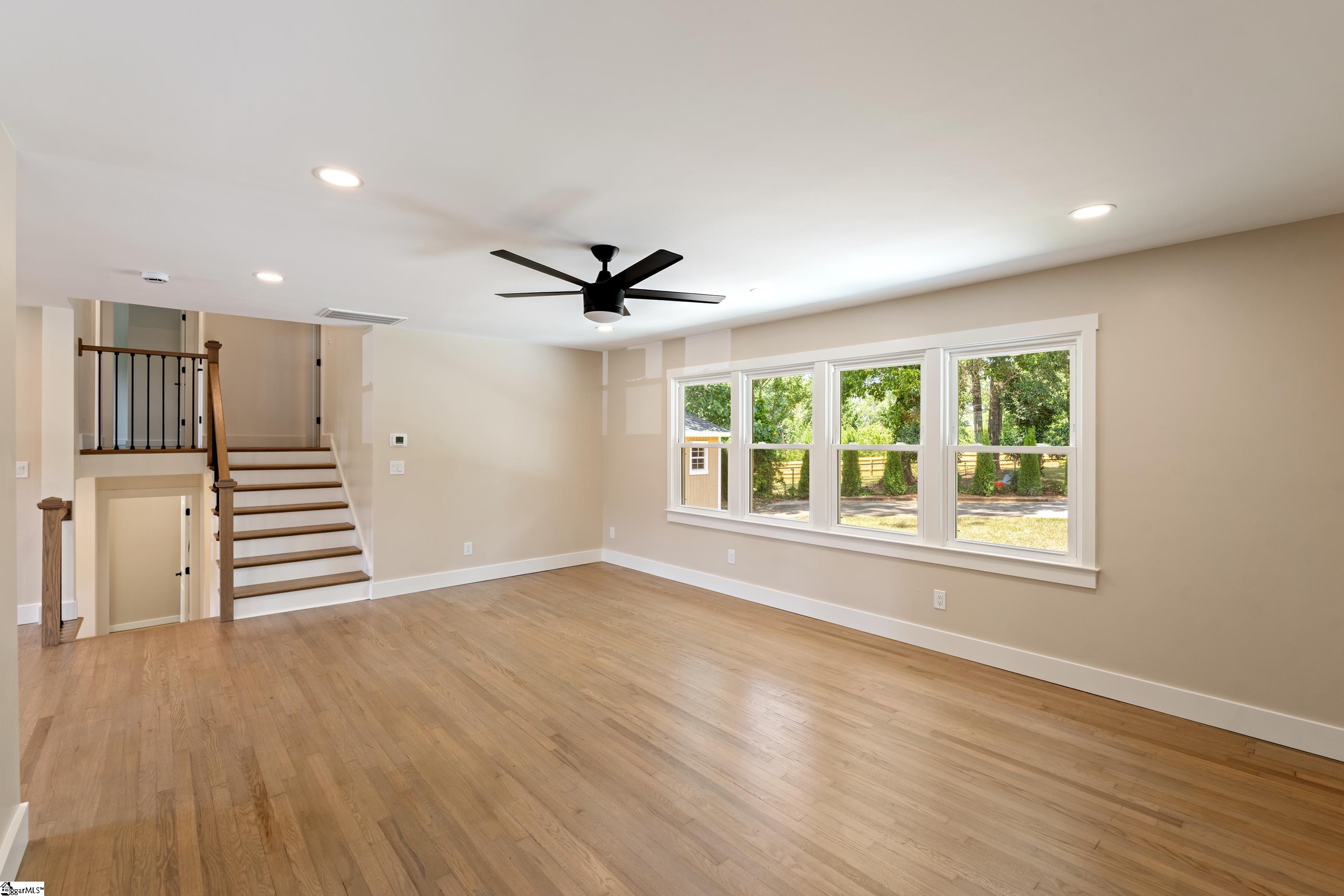 101 Lancaster Lane Greenville, SC 29605