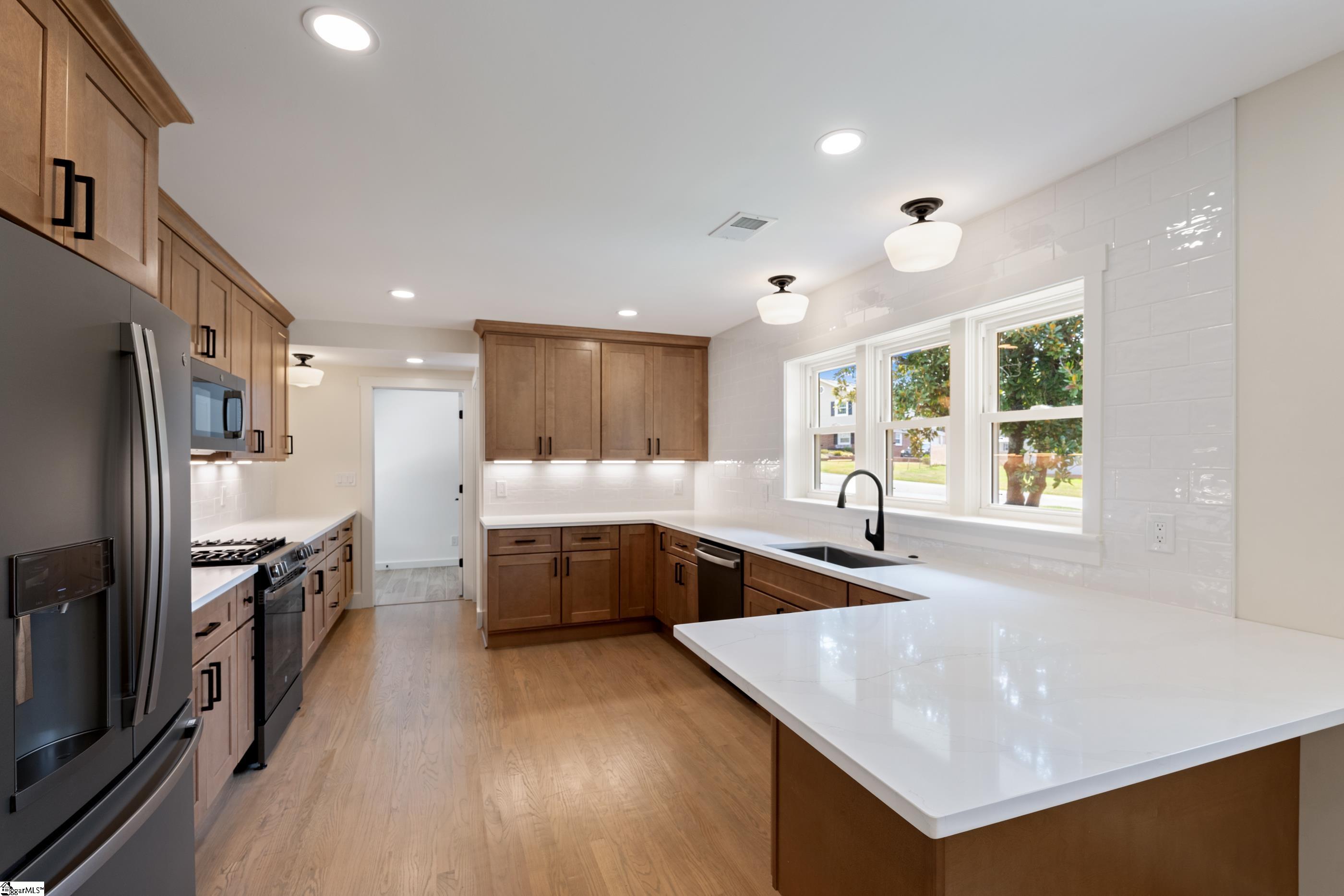 101 Lancaster Lane Greenville, SC 29605